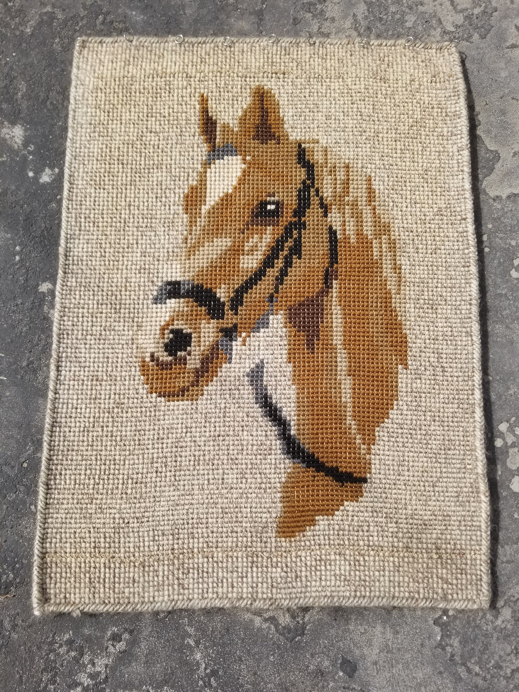 Vintage 1970s Handmade Latch Hook Horse Head Design Wool Wall Hanging Rug 95x69c