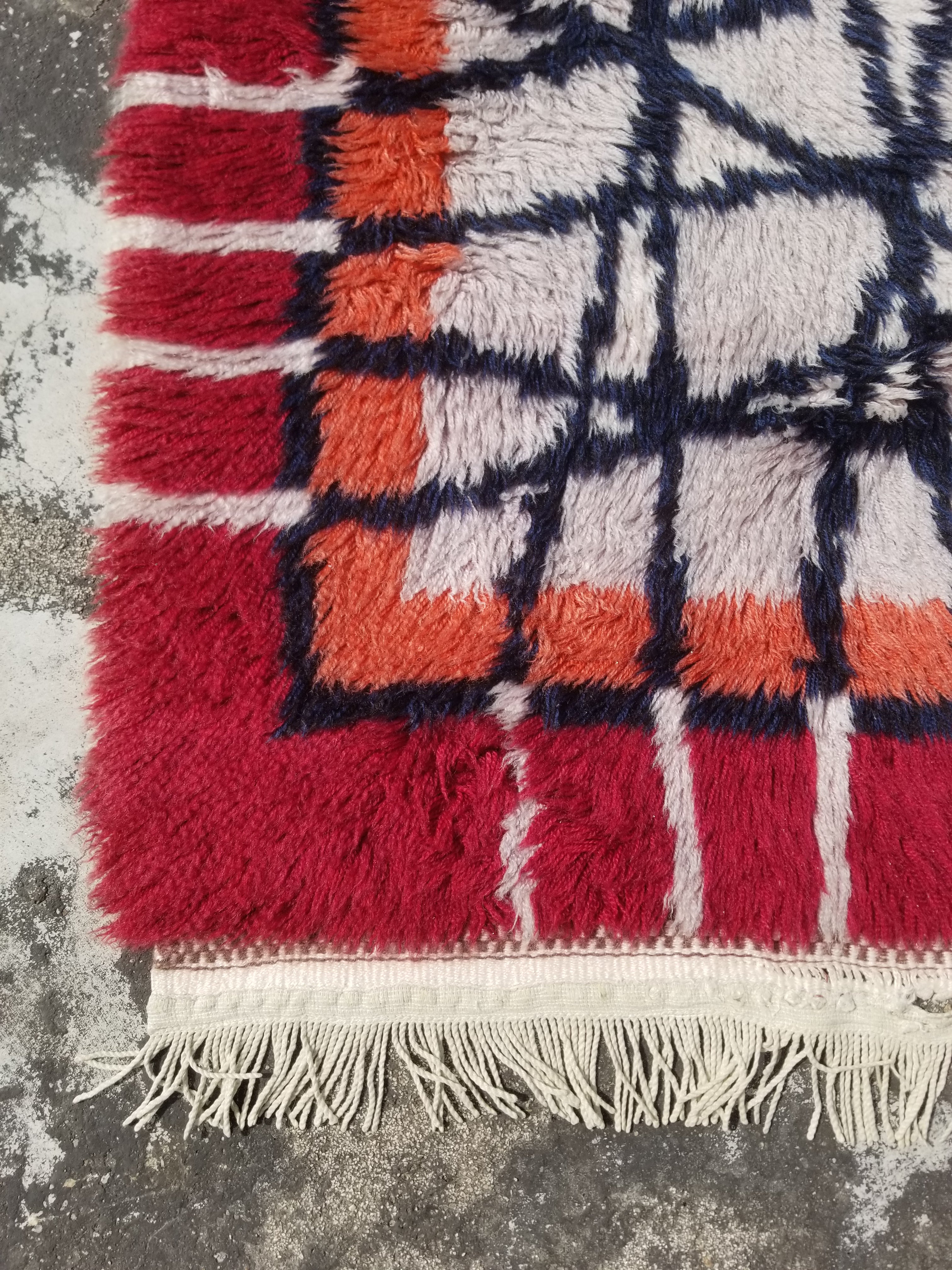 Vintage Traditional Handwoven Scandinavian Wool Shag Rya Rug 131x77cm