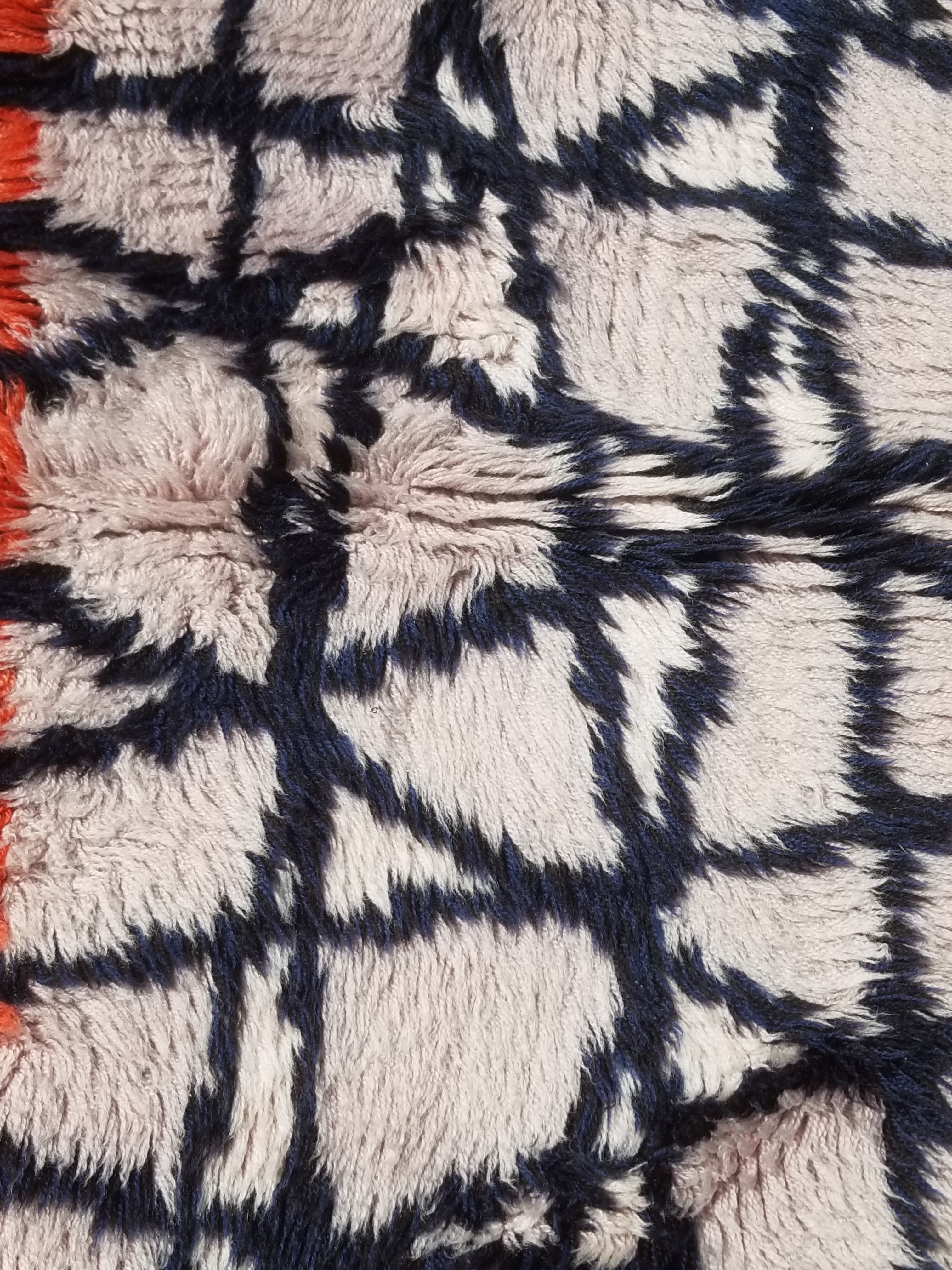 Vintage Traditional Handwoven Scandinavian Wool Shag Rya Rug 131x77cm