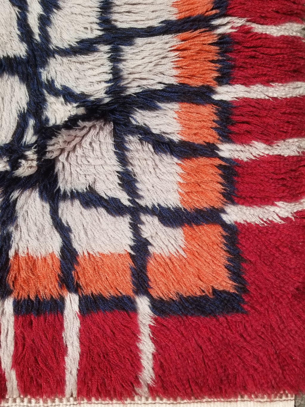 Vintage Traditional Handwoven Scandinavian Wool Shag Rya Rug 131x77cm