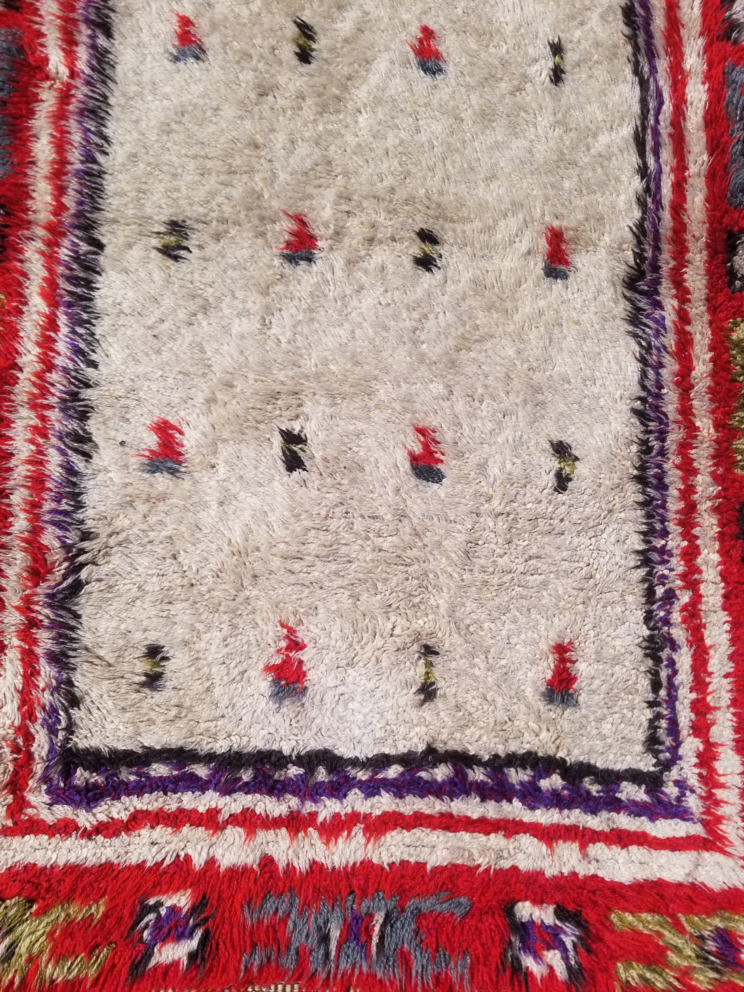 Vintage Traditional Handwoven Moroccan Azilal Wool Shaggy Rug 149x68cm