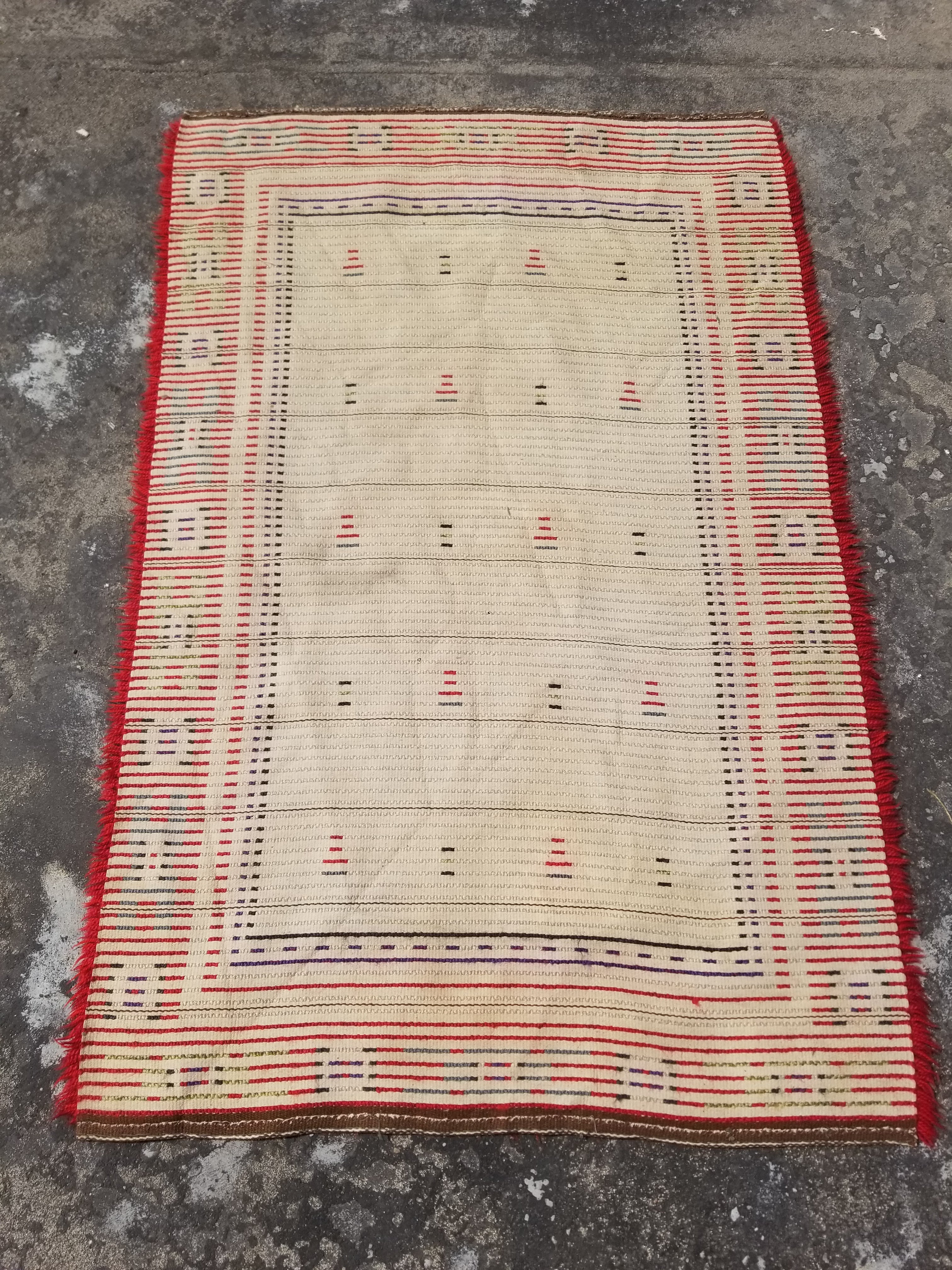 Vintage Traditional Handwoven Moroccan Azilal Wool Shaggy Rug 149x68cm