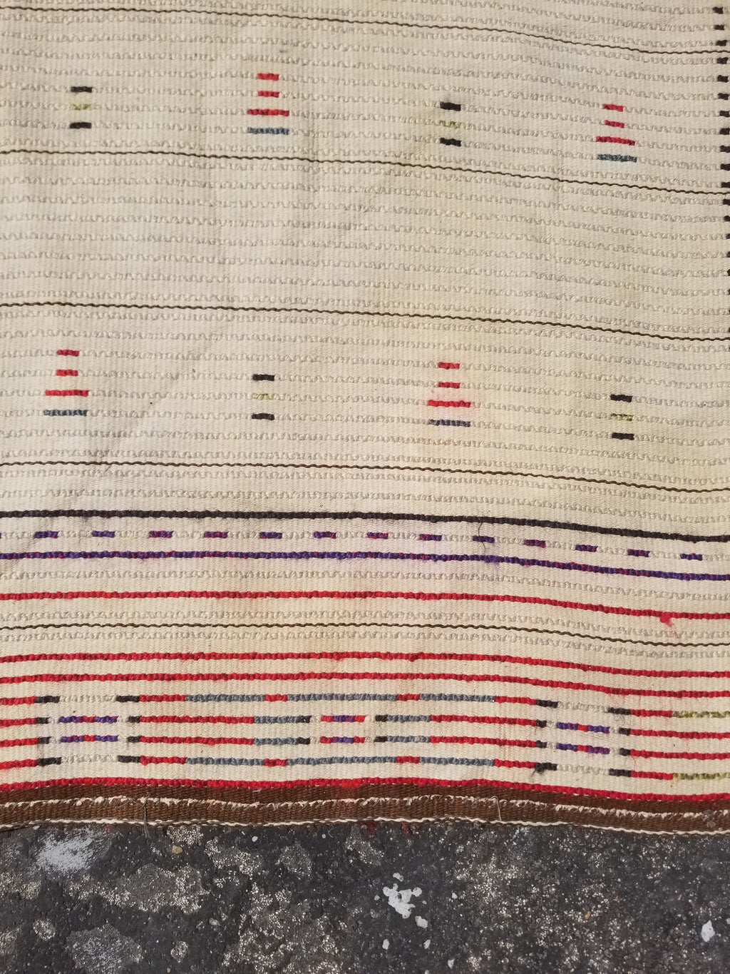 Vintage Traditional Handwoven Moroccan Azilal Wool Shaggy Rug 149x68cm