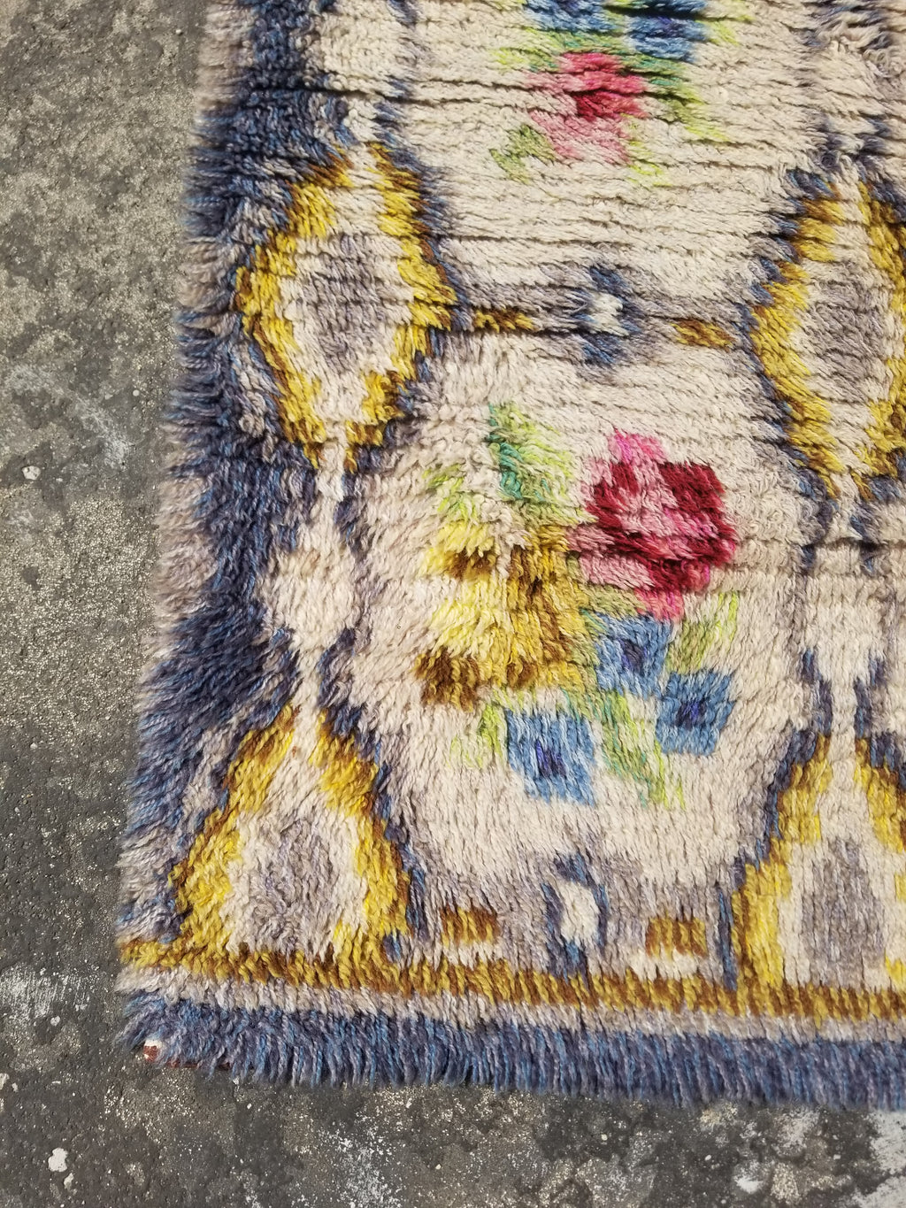 Vintage Traditional Handwoven Scandinavian Floral Wool Rya Shag Rug 148x76cm