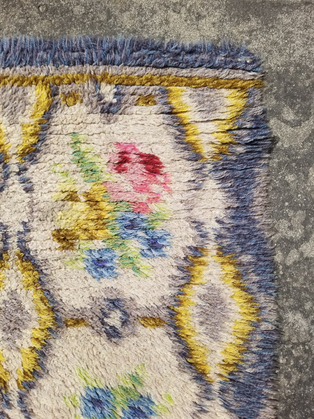 Vintage Traditional Handwoven Scandinavian Floral Wool Rya Shag Rug 148x76cm
