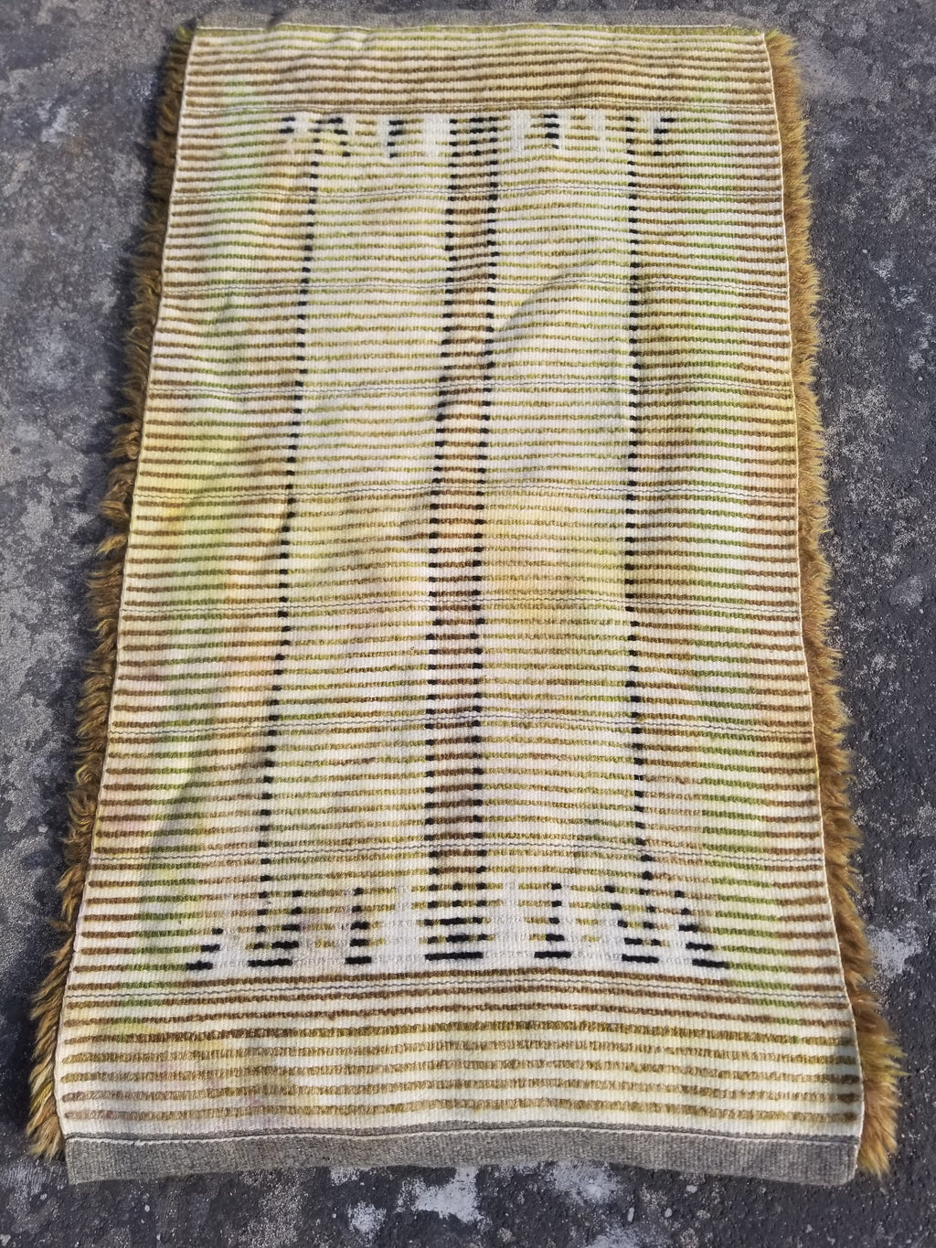 Vintage Traditional Handmade Scandinavian Wool Rya Shag Rug 106x66cm