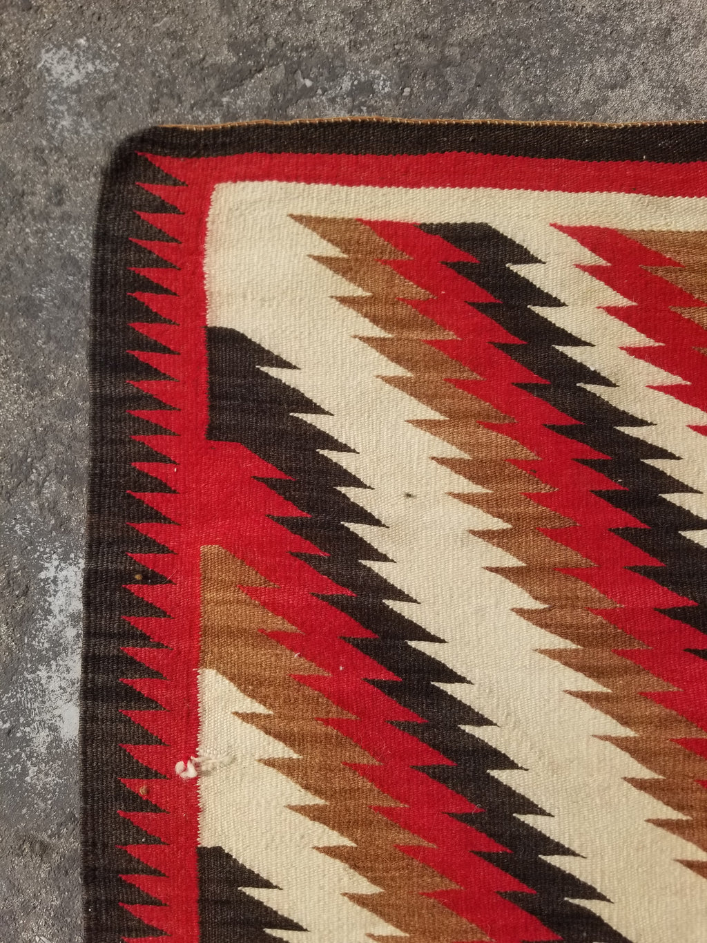 Vintage Handwoven Native American Navajo Eye Dazzler Pattern Wool Rug 149x89cm