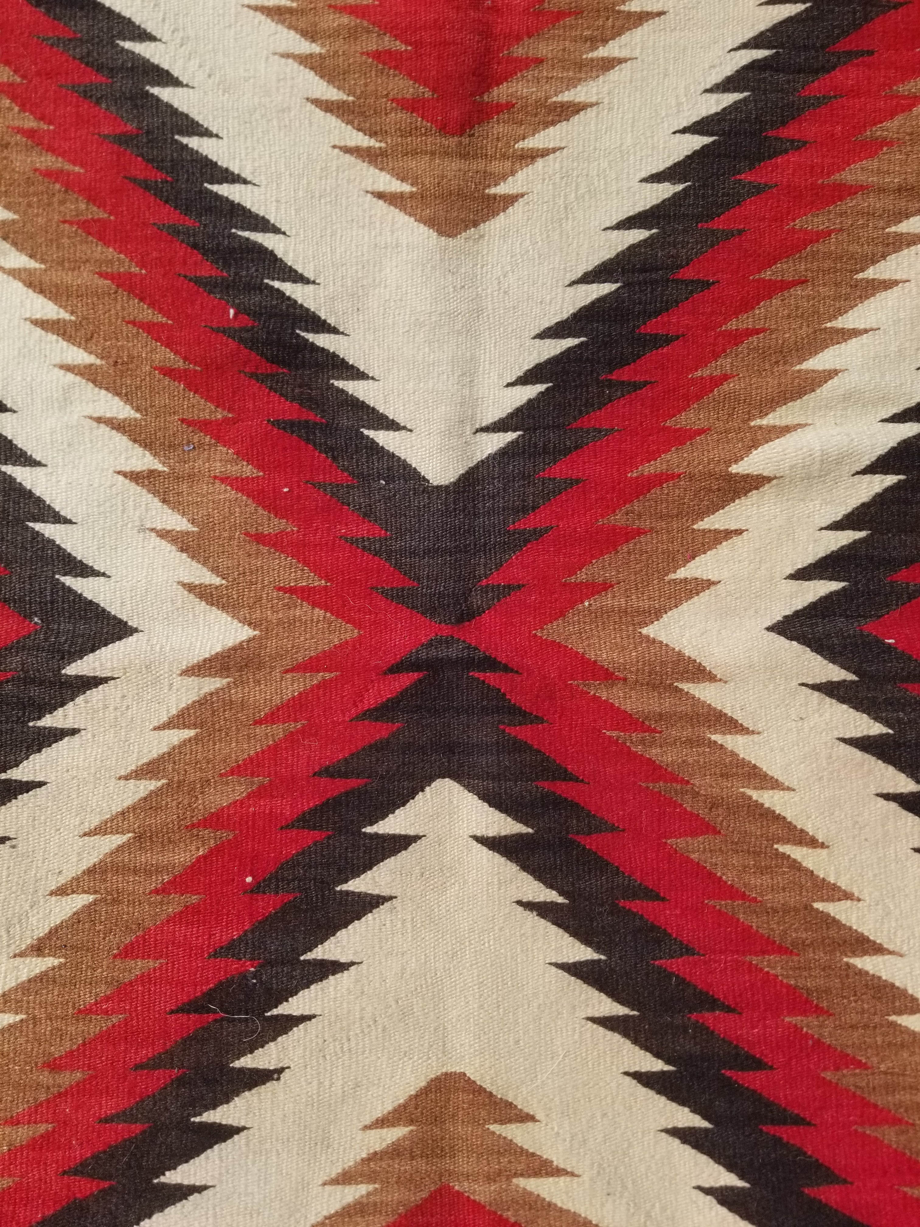Vintage Handwoven Native American Navajo Eye Dazzler Pattern Wool Rug 149x89cm
