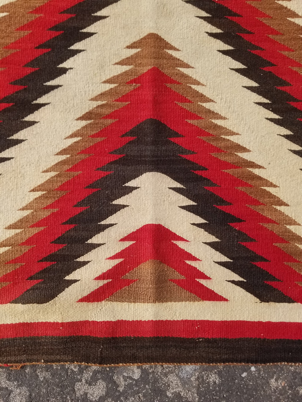 Vintage Handwoven Native American Navajo Eye Dazzler Pattern Wool Rug 149x89cm