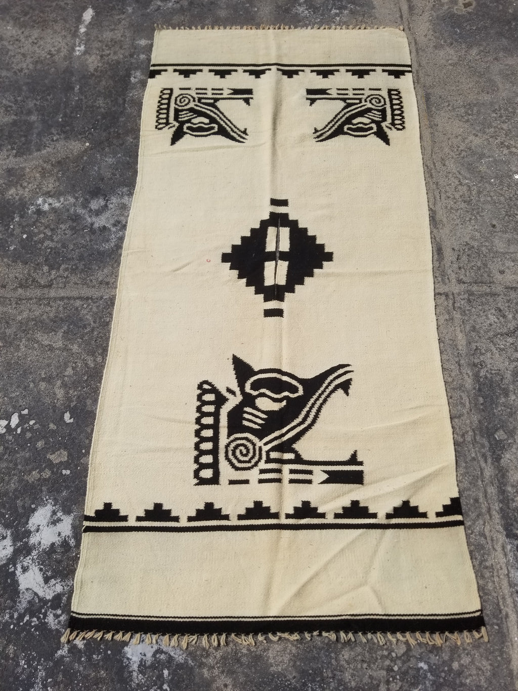 Vintage Tradiitonal Handwoven Mexican Zapotec Wool Beige & Black Kilim 189x88cm