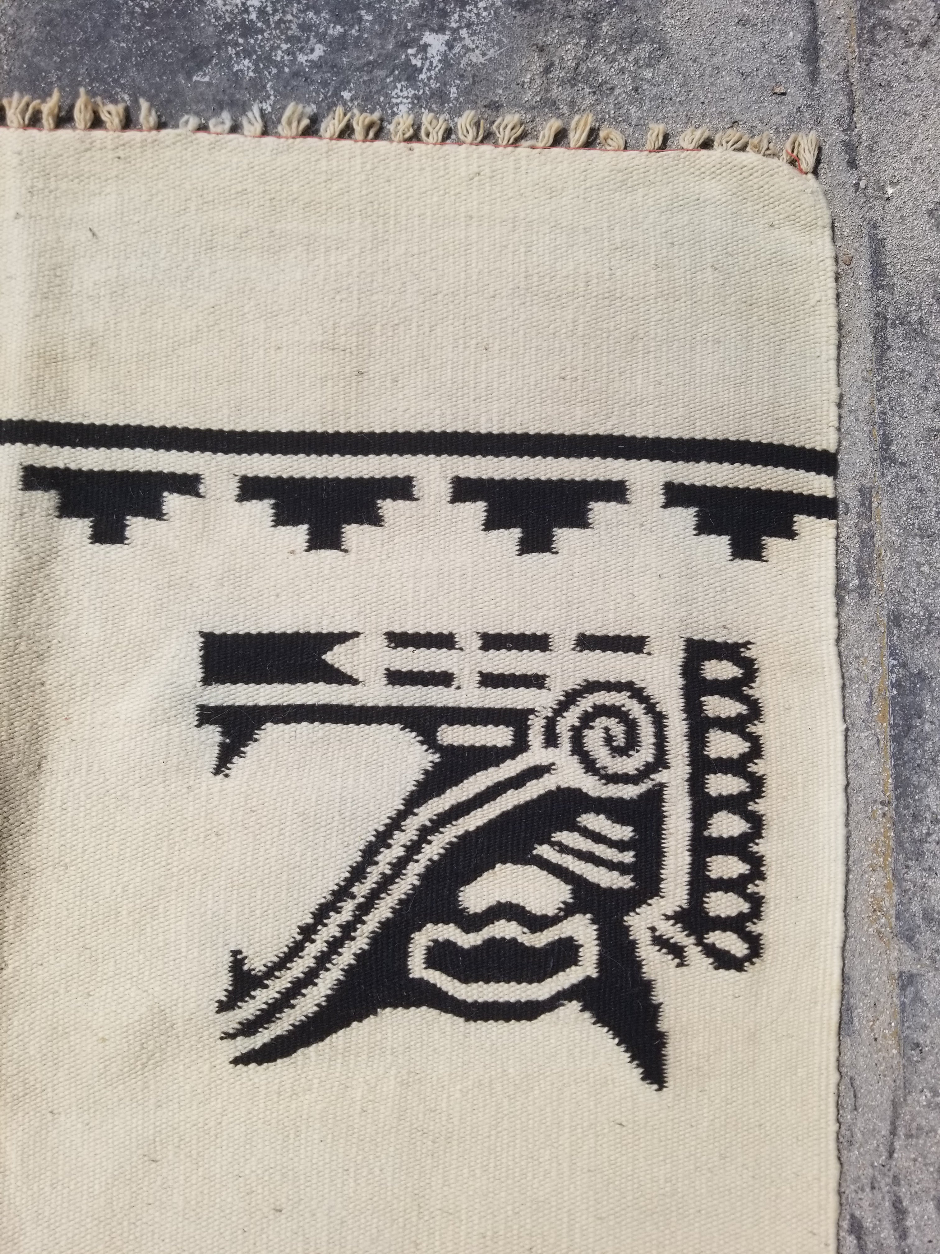 Vintage Tradiitonal Handwoven Mexican Zapotec Wool Beige & Black Kilim 189x88cm