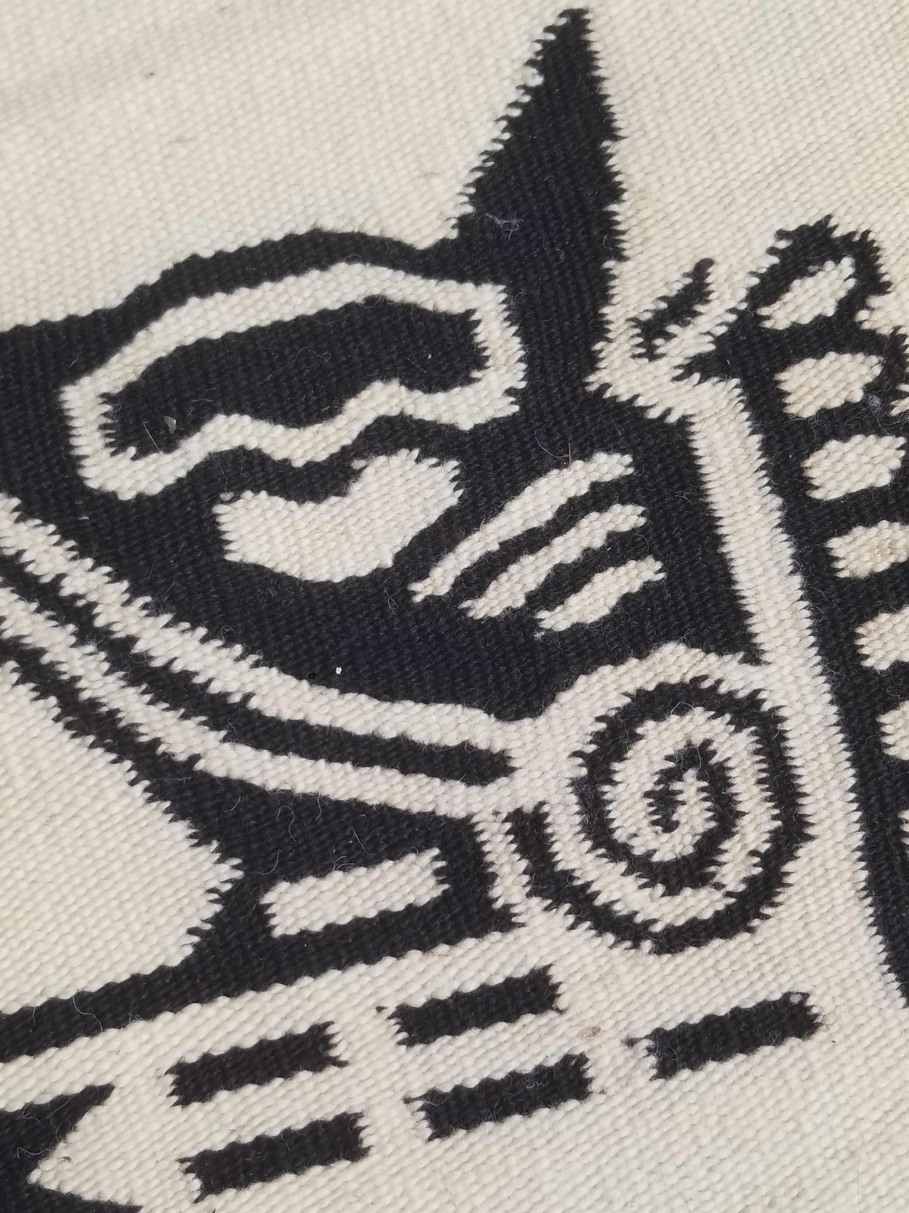 Vintage Tradiitonal Handwoven Mexican Zapotec Wool Beige & Black Kilim 189x88cm