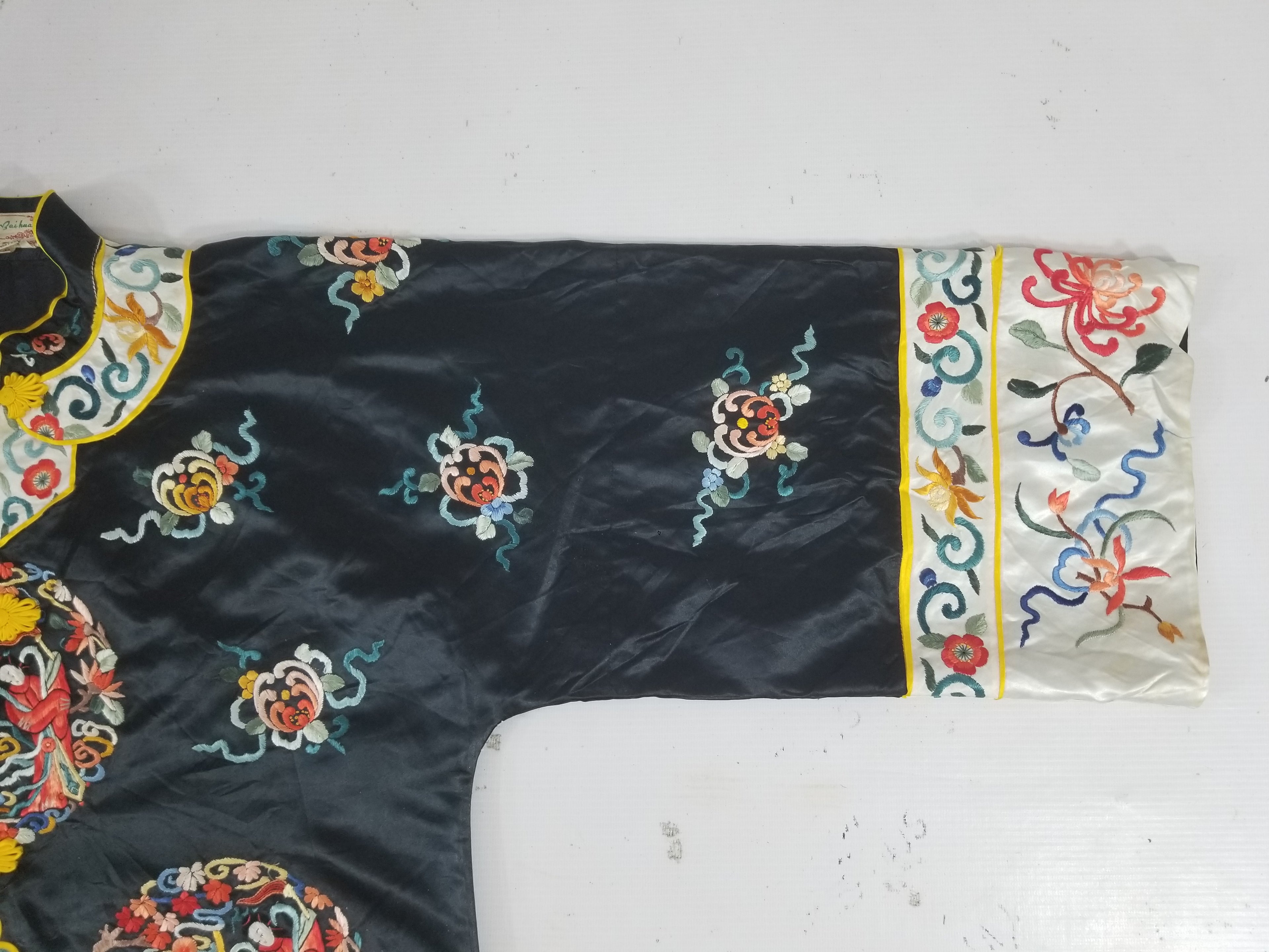 Vintage Chinese Hand Embroidered Floral & Figural Silk Jacket