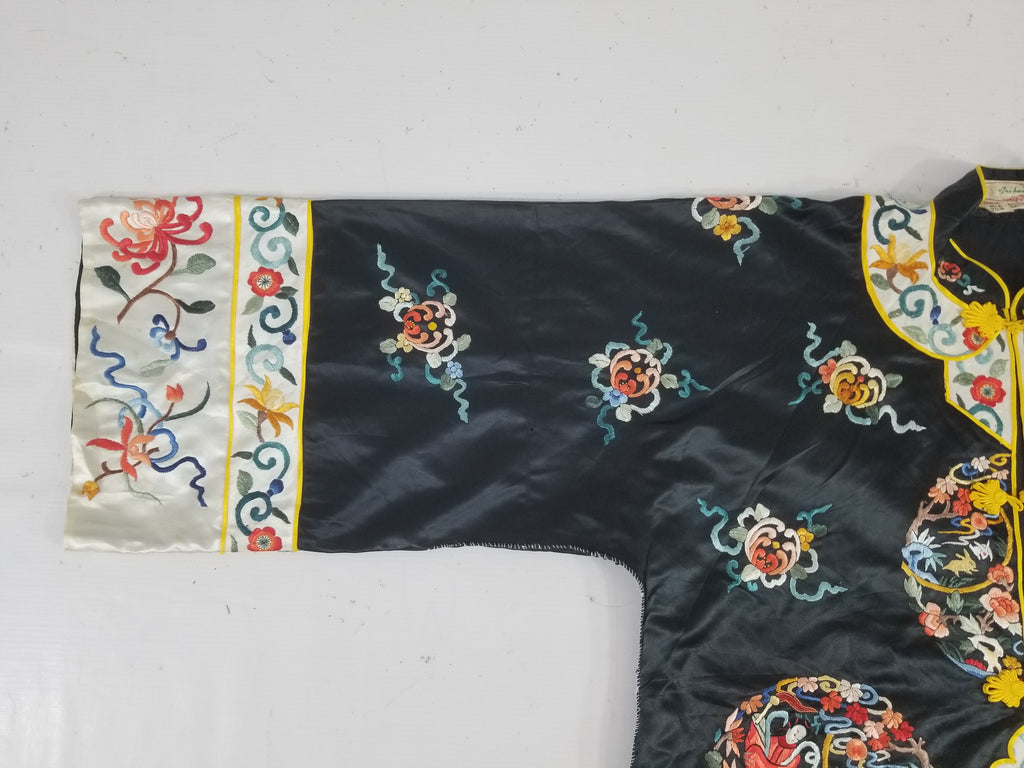 Vintage Chinese Hand Embroidered Floral & Figural Silk Jacket