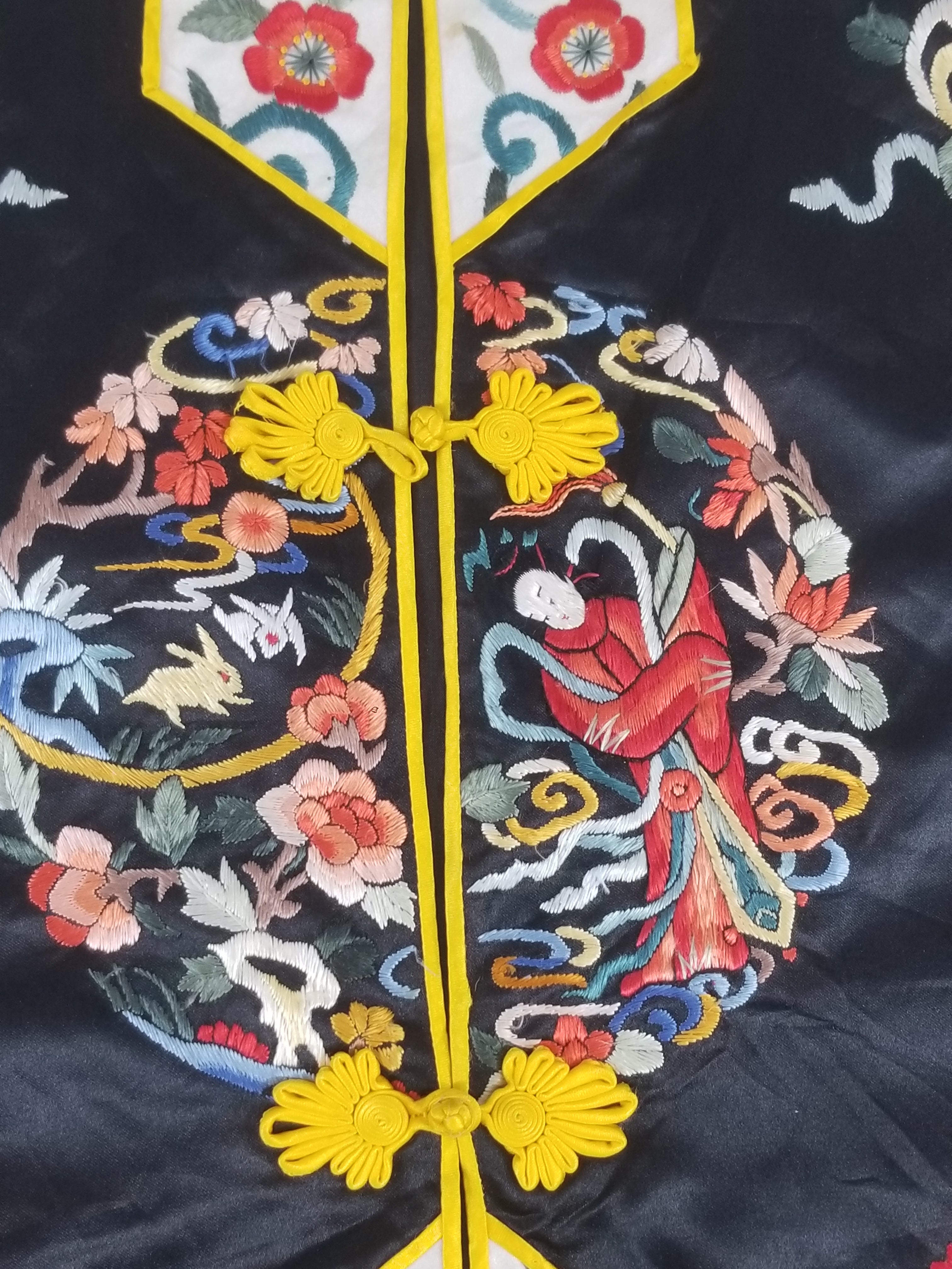 Vintage Chinese Hand Embroidered Floral & Figural Silk Jacket