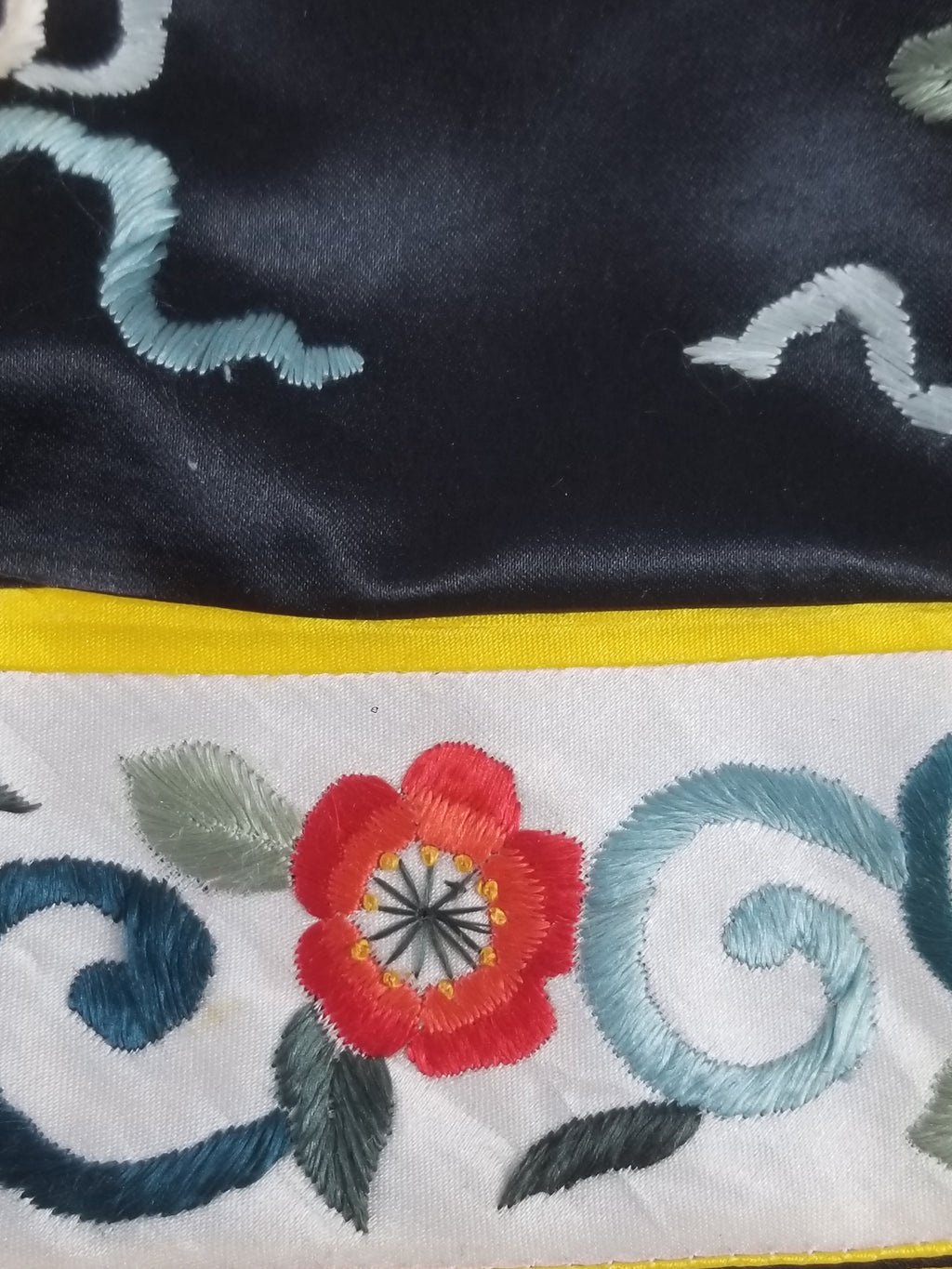 Vintage Chinese Hand Embroidered Floral & Figural Silk Jacket