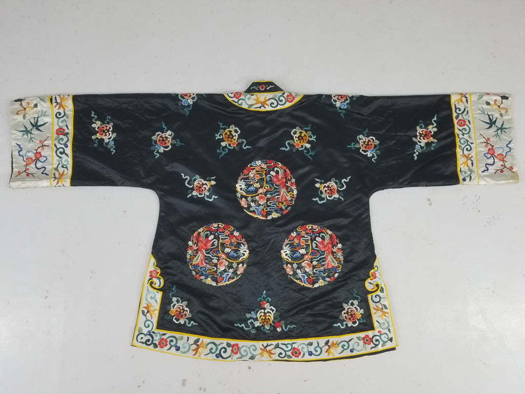 Vintage Chinese Hand Embroidered Floral & Figural Silk Jacket