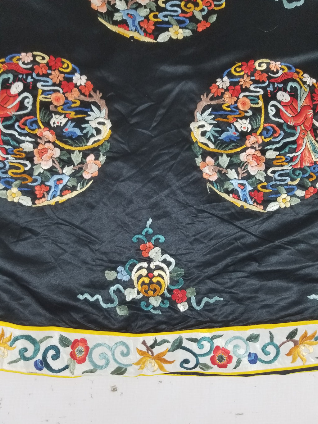 Vintage Chinese Hand Embroidered Floral & Figural Silk Jacket