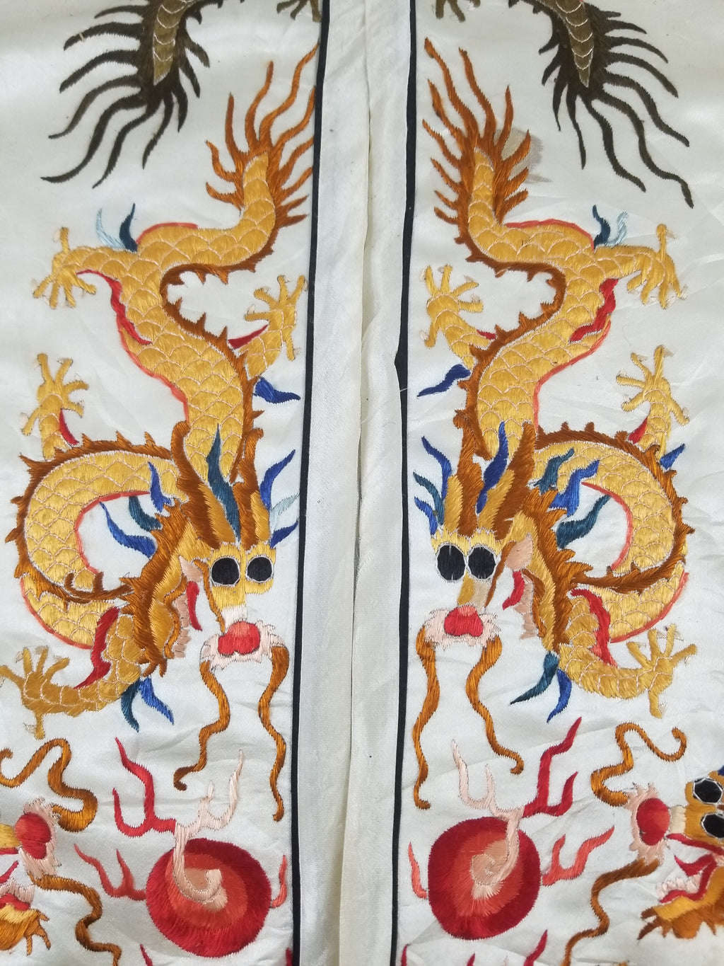 Vintage Chinese Hand Embroidered Dragon Silk Robe