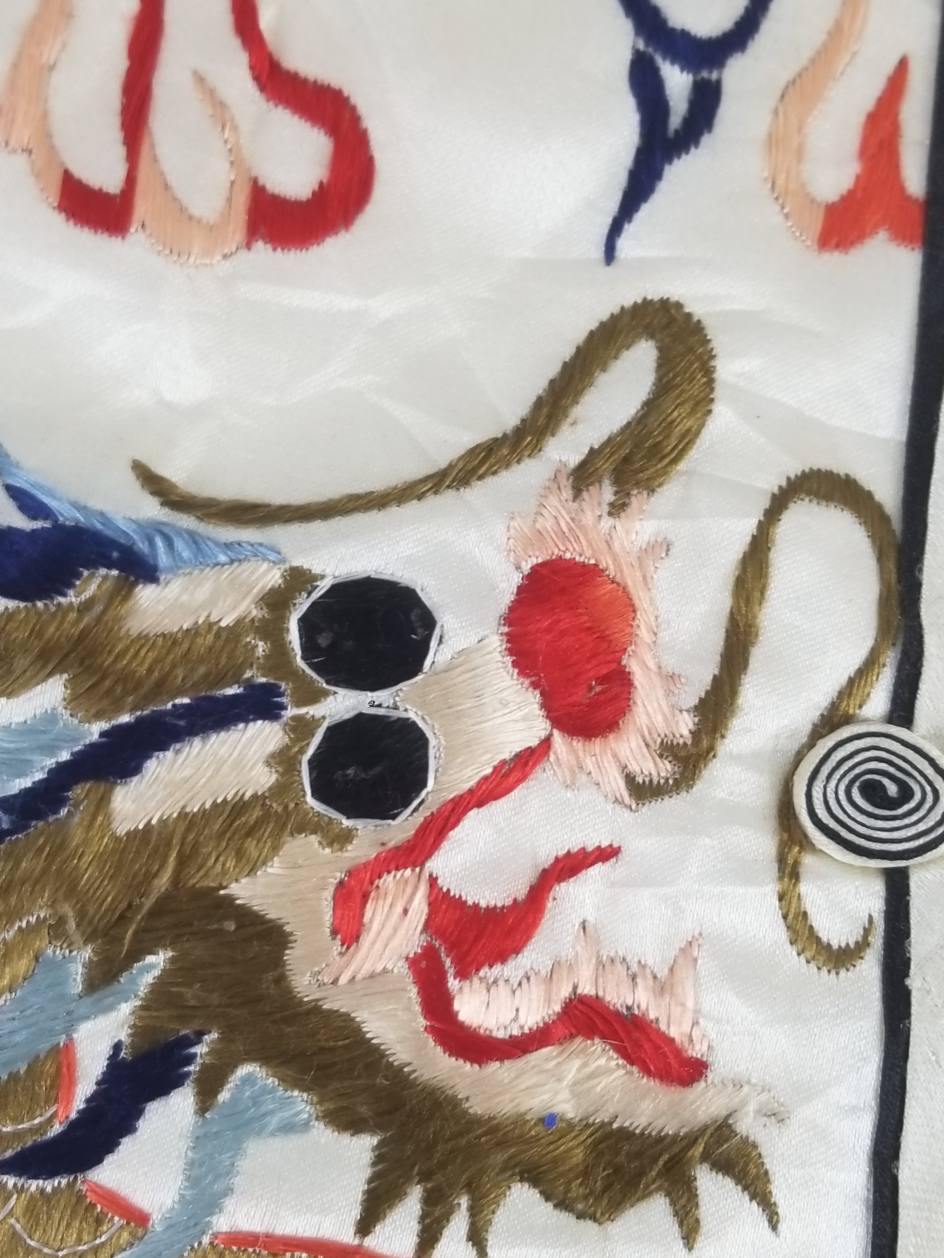 Vintage Chinese Hand Embroidered Dragon Silk Robe