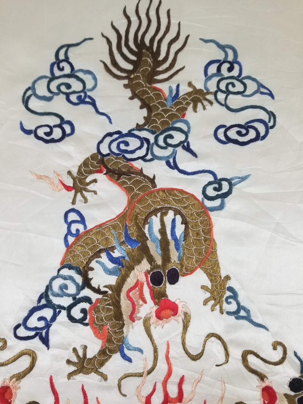 Vintage Chinese Hand Embroidered Dragon Silk Robe