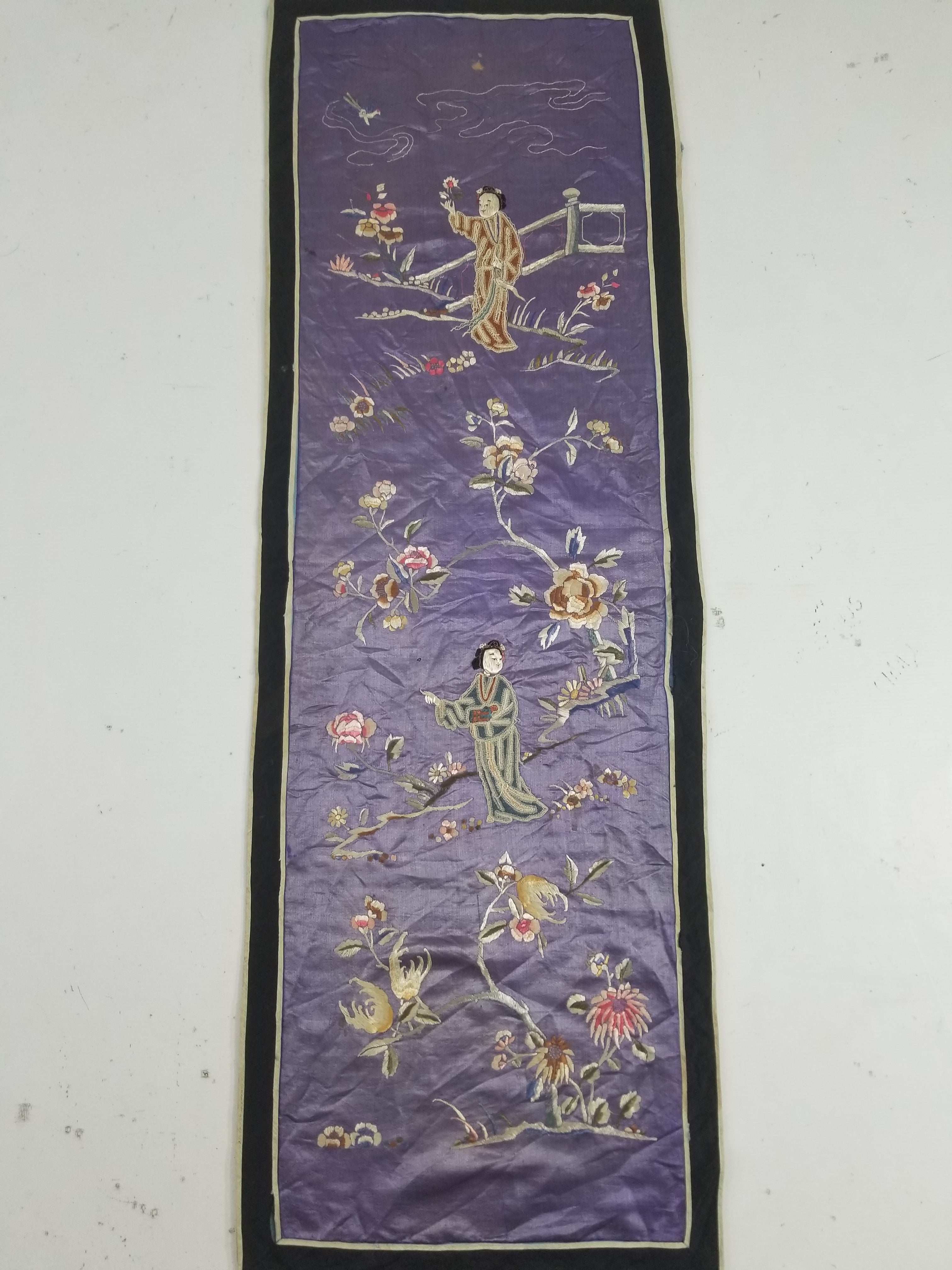 Antique Chinese Hand Embroidered Figural & Floral Silk Wall Hanging Tapestry 123x42cm