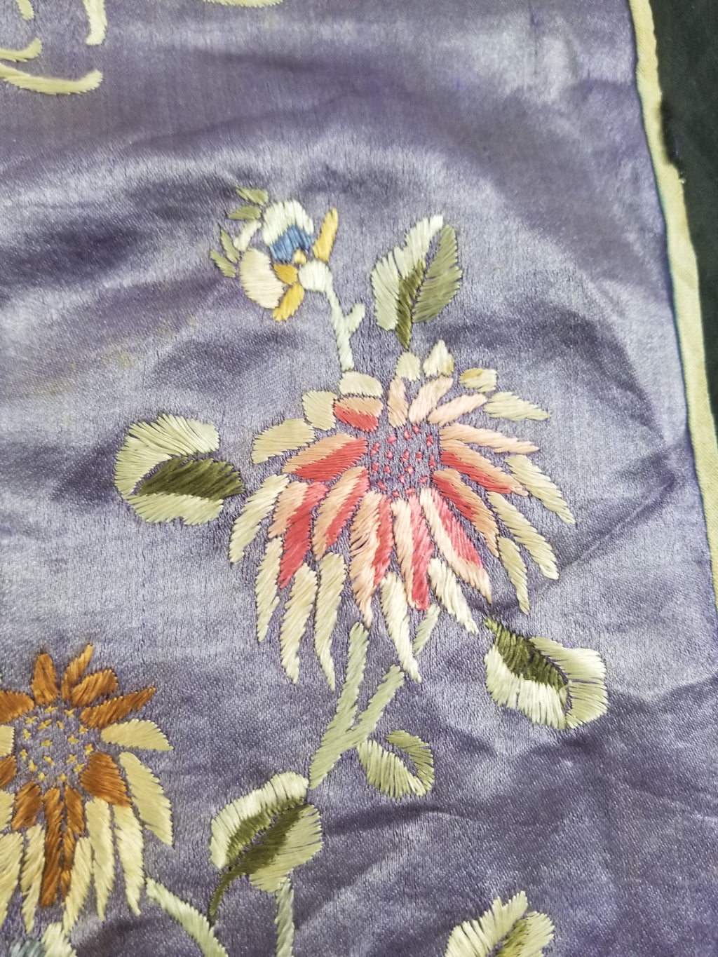 Antique Chinese Hand Embroidered Figural & Floral Silk Wall Hanging Tapestry 123x42cm