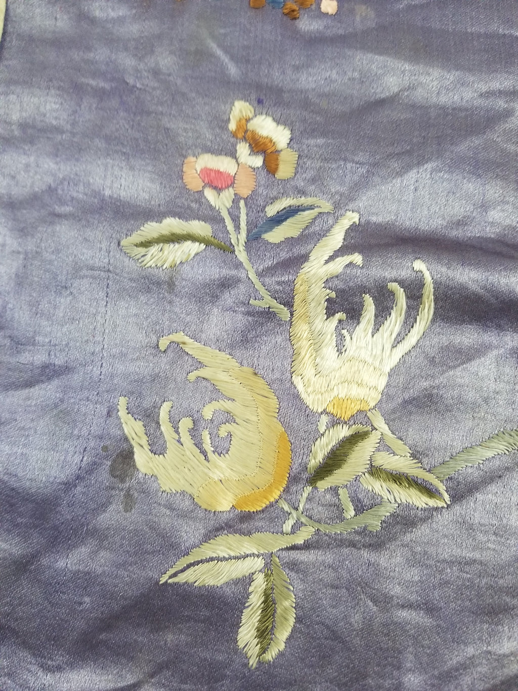 Antique Chinese Hand Embroidered Figural & Floral Silk Wall Hanging Tapestry 123x42cm