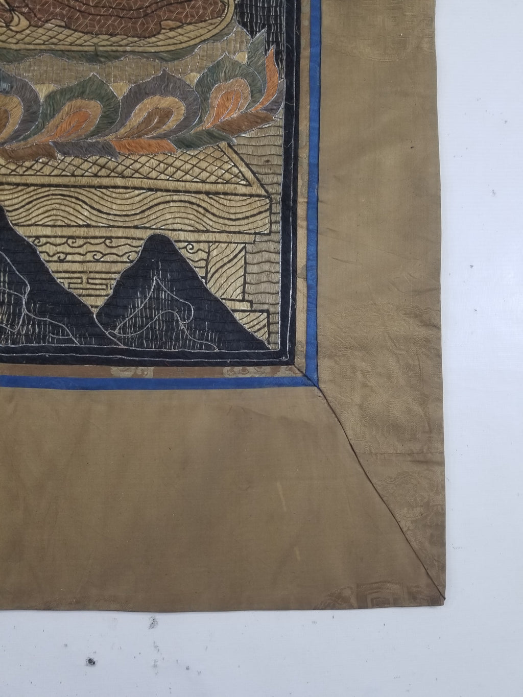 Antique Tibetan Thangka Amitayus Buddha Hand Embroidered Tapestry 141x79cm