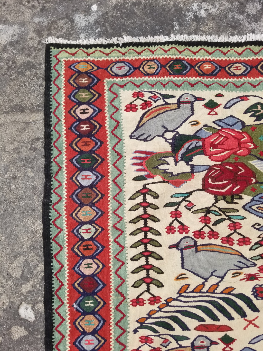 Vintage Traditional Handwoven Pictorial Birds & Floral Wool Kilim 224x134cm