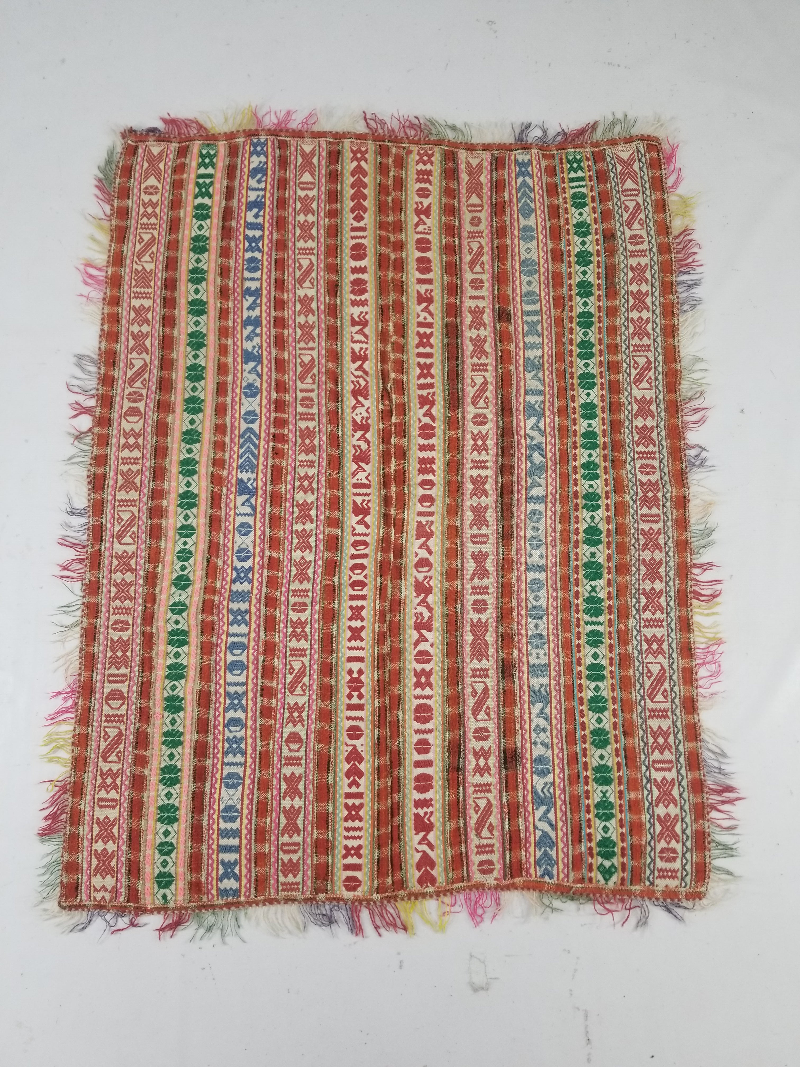 Vintage Peruvian Andean Handwoven Multicolor Textile Throw 115x95cm