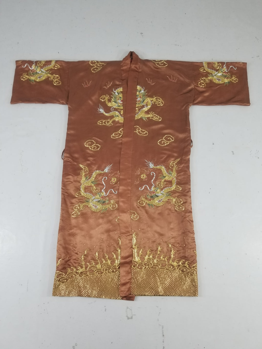 Vintage Chinese Gold Metallic Embroidered Imperial Dragon Silk Kimono Robe