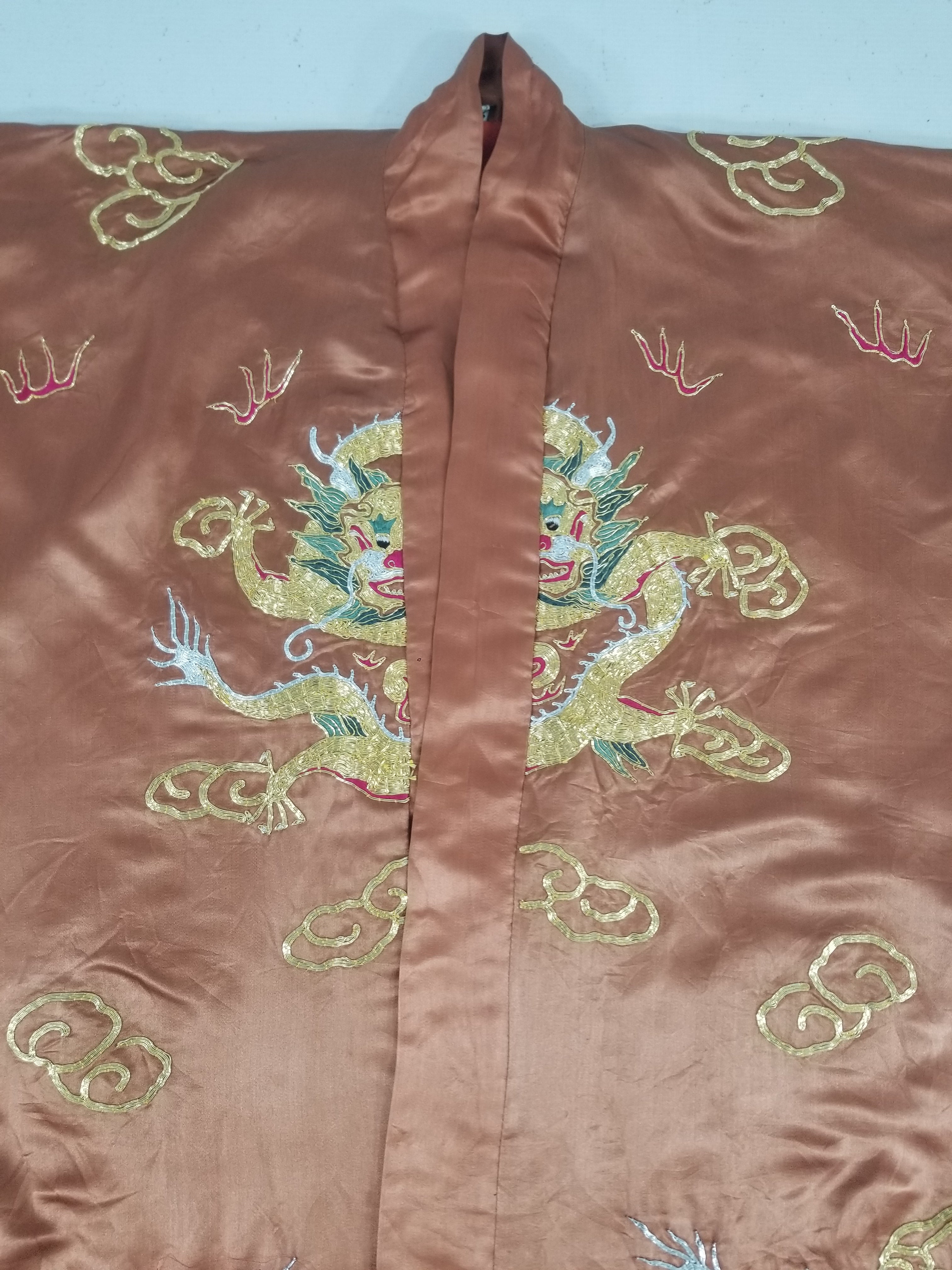 Vintage Chinese Gold Metallic Embroidered Imperial Dragon Silk Kimono Robe