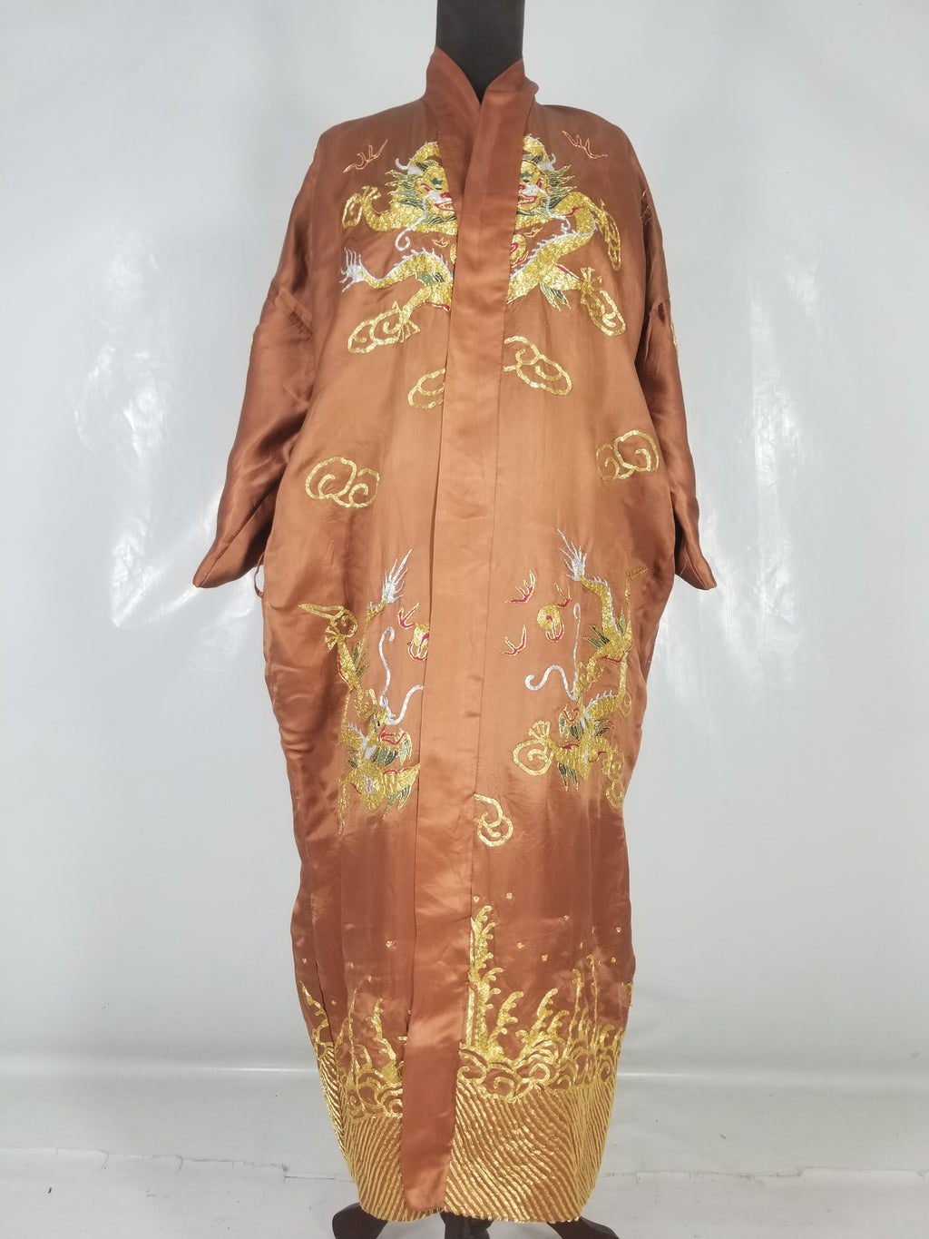 Vintage Chinese Gold Metallic Embroidered Imperial Dragon Silk Kimono Robe