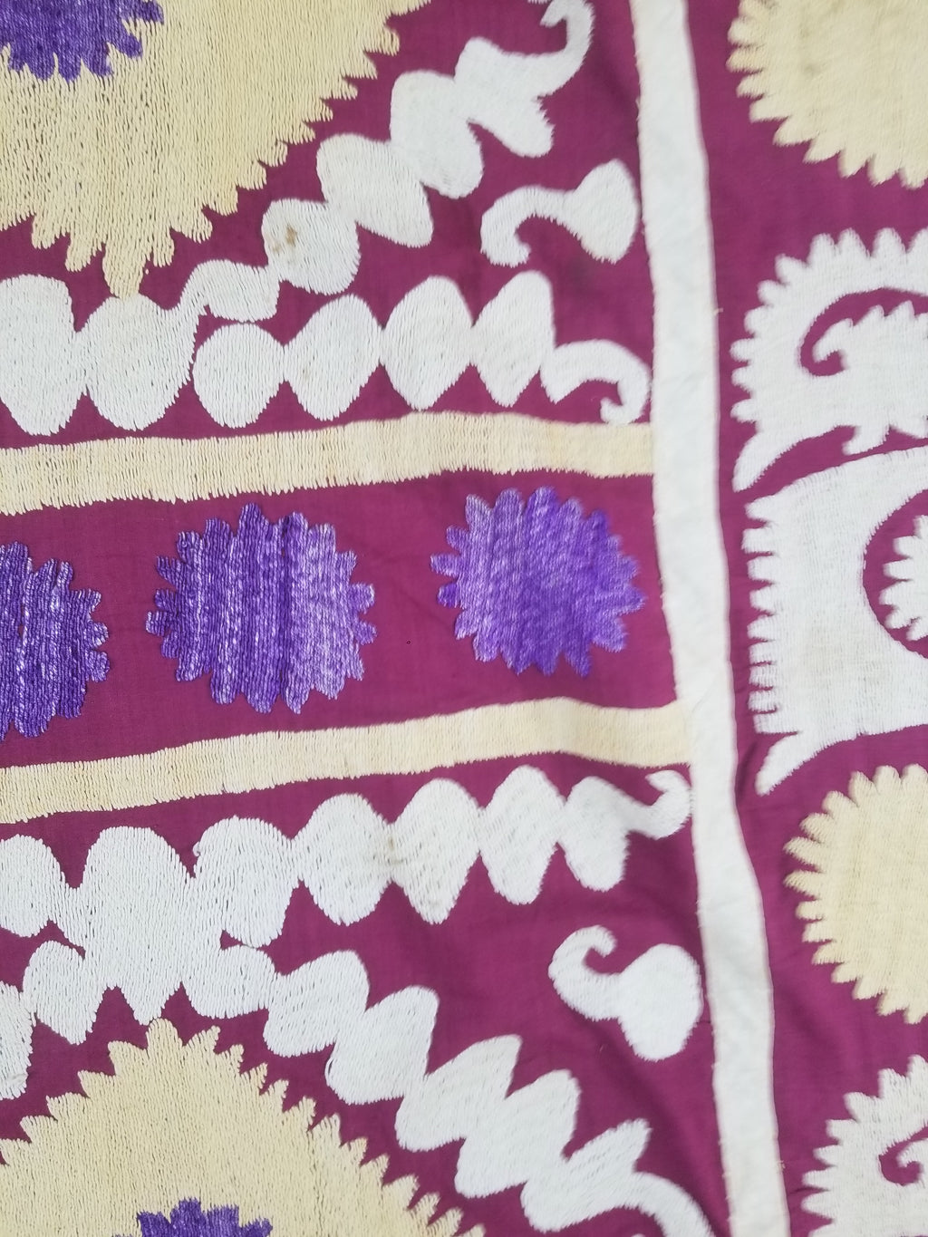 Antique Uzbek Suzani Folk Art Silk Hand Embroidered Wall Hanging 146x118cm