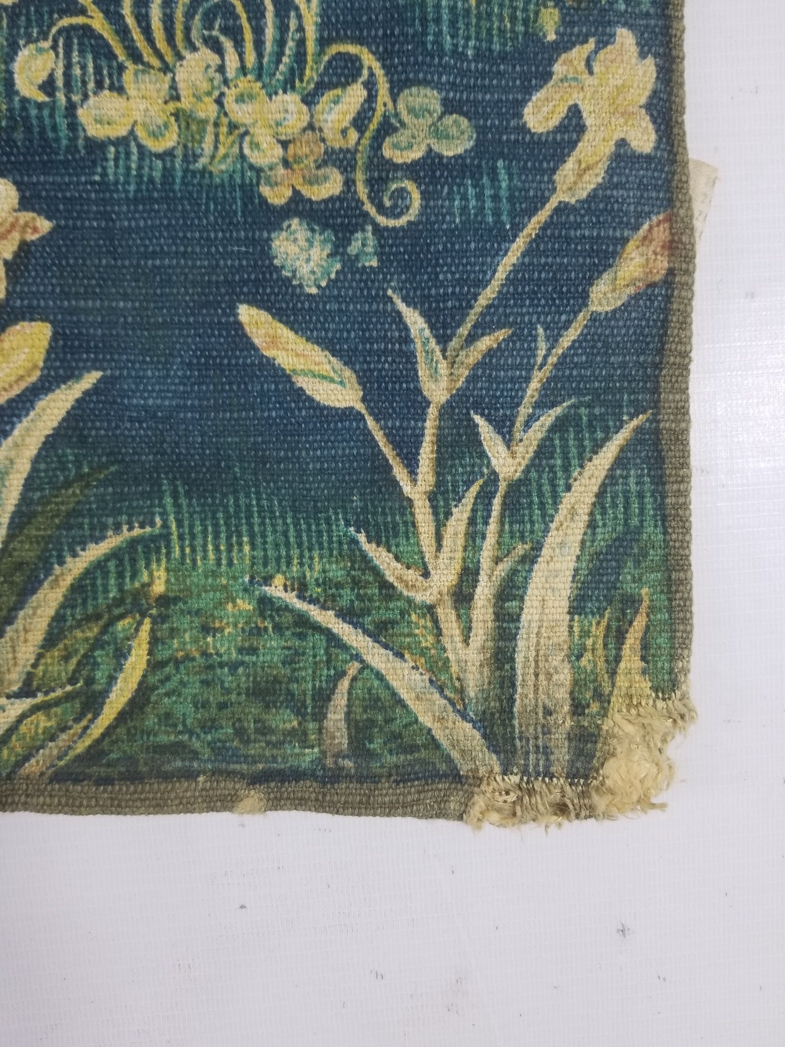 Vintage European Medieval Heraldic Unicorn Scene Woven Tapestry 130x114cm
