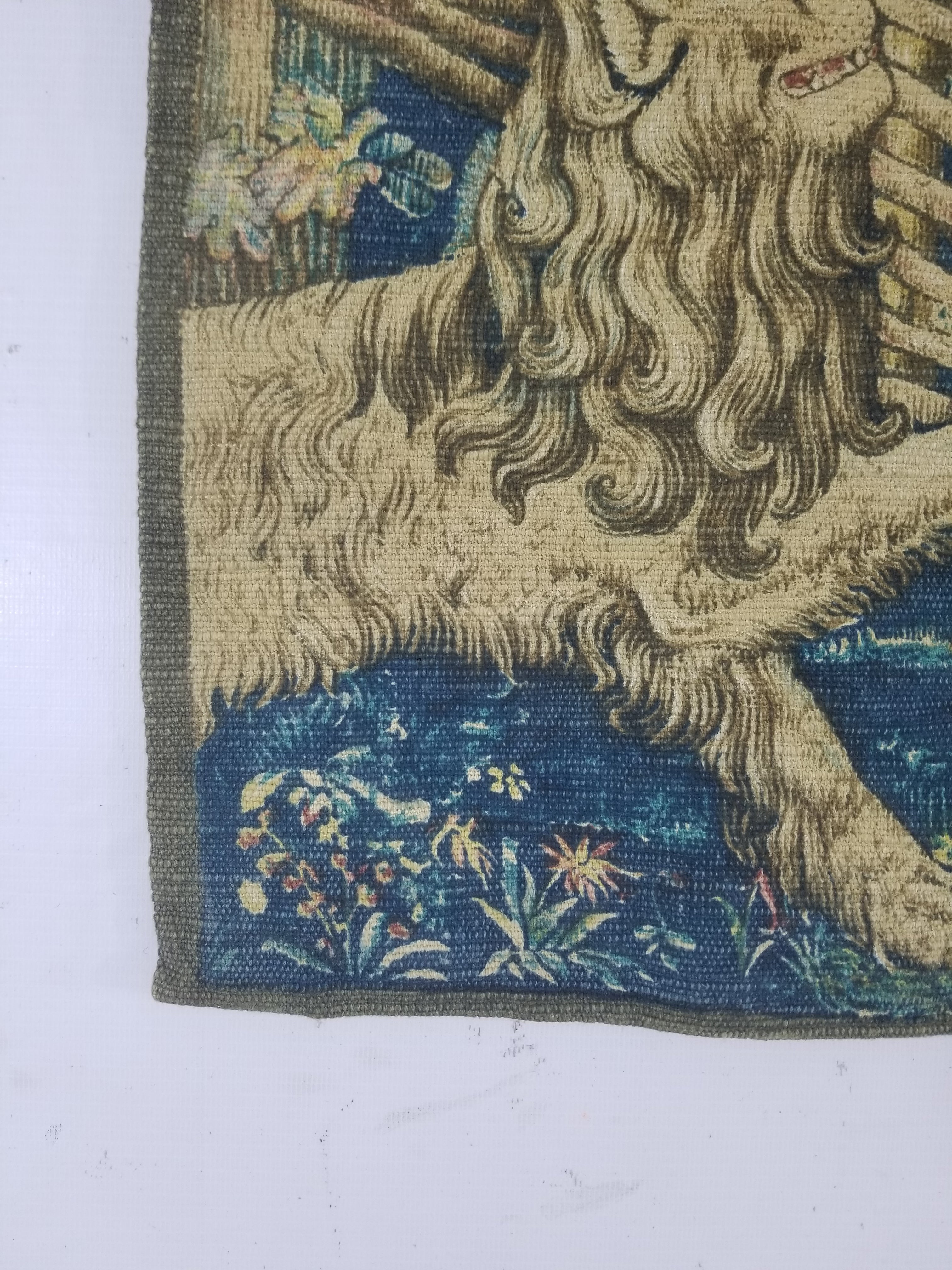 Vintage European Medieval Heraldic Unicorn Scene Woven Tapestry 130x114cm