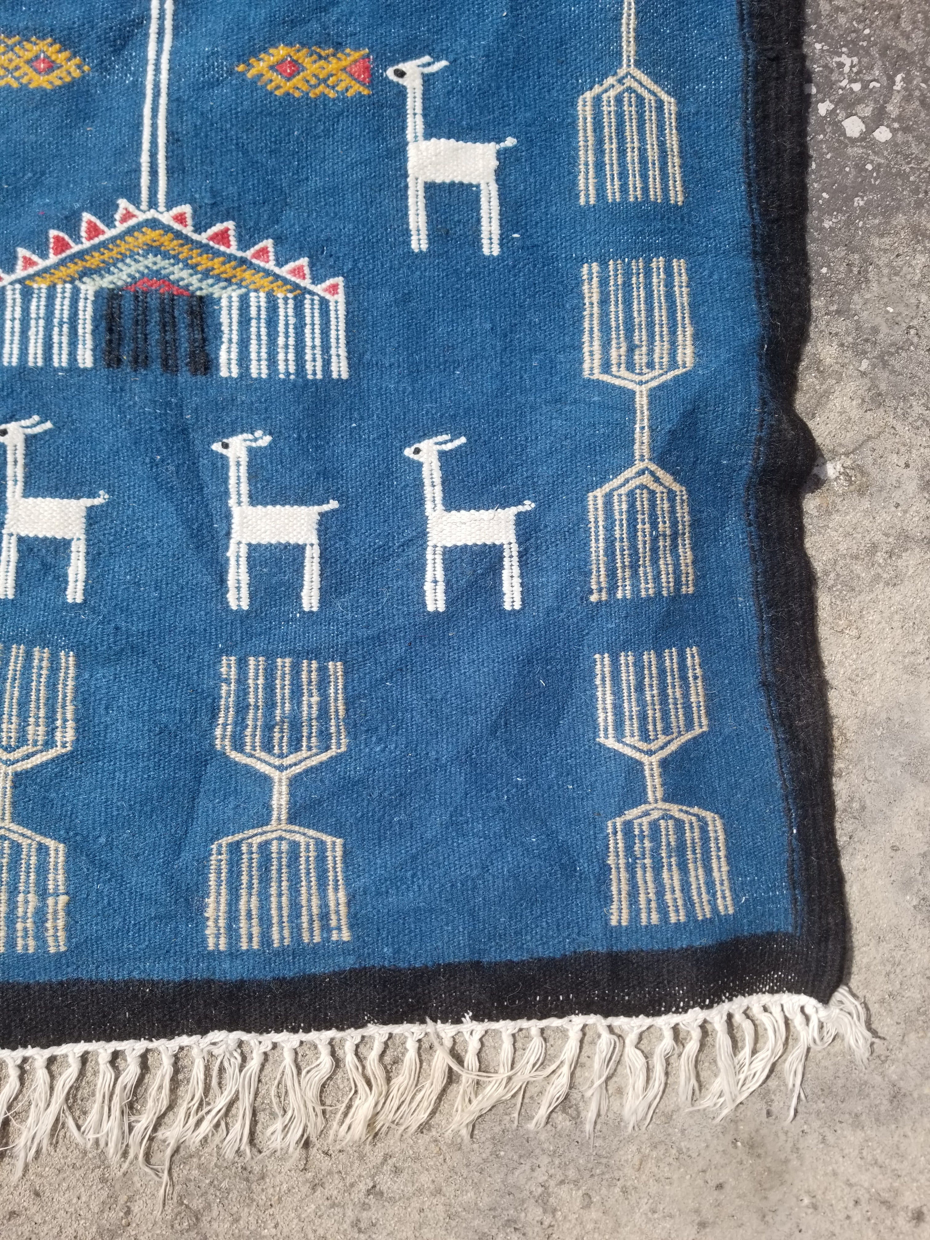 Vintage Traditional Handwoven Moroccan Wool Multicolor Kilim 170x112cm