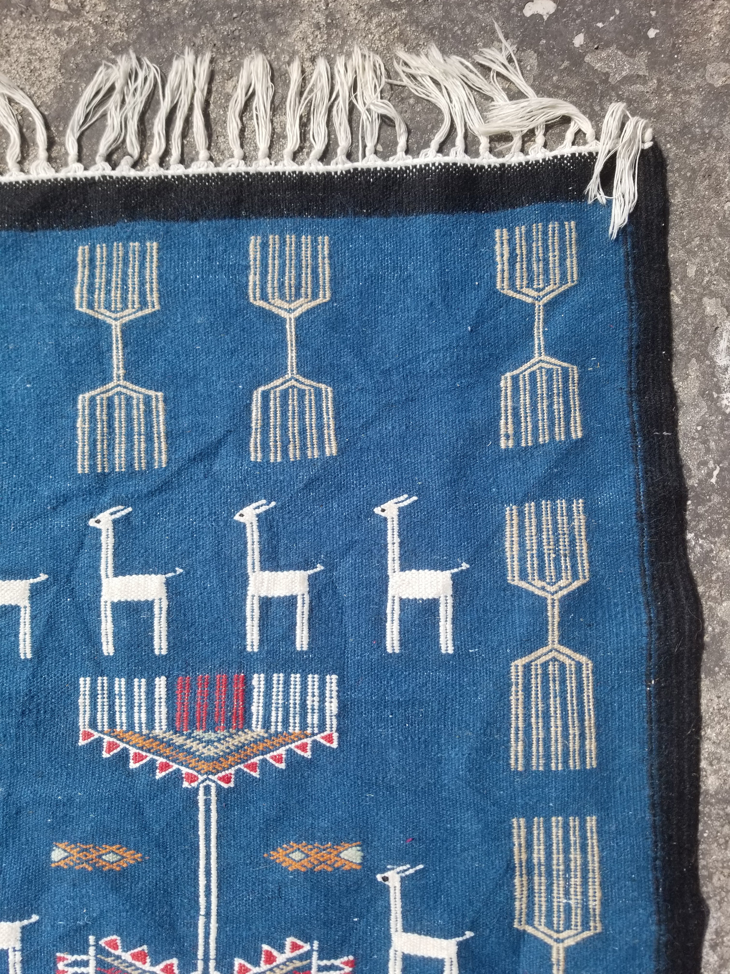 Vintage Traditional Handwoven Moroccan Wool Multicolor Kilim 170x112cm