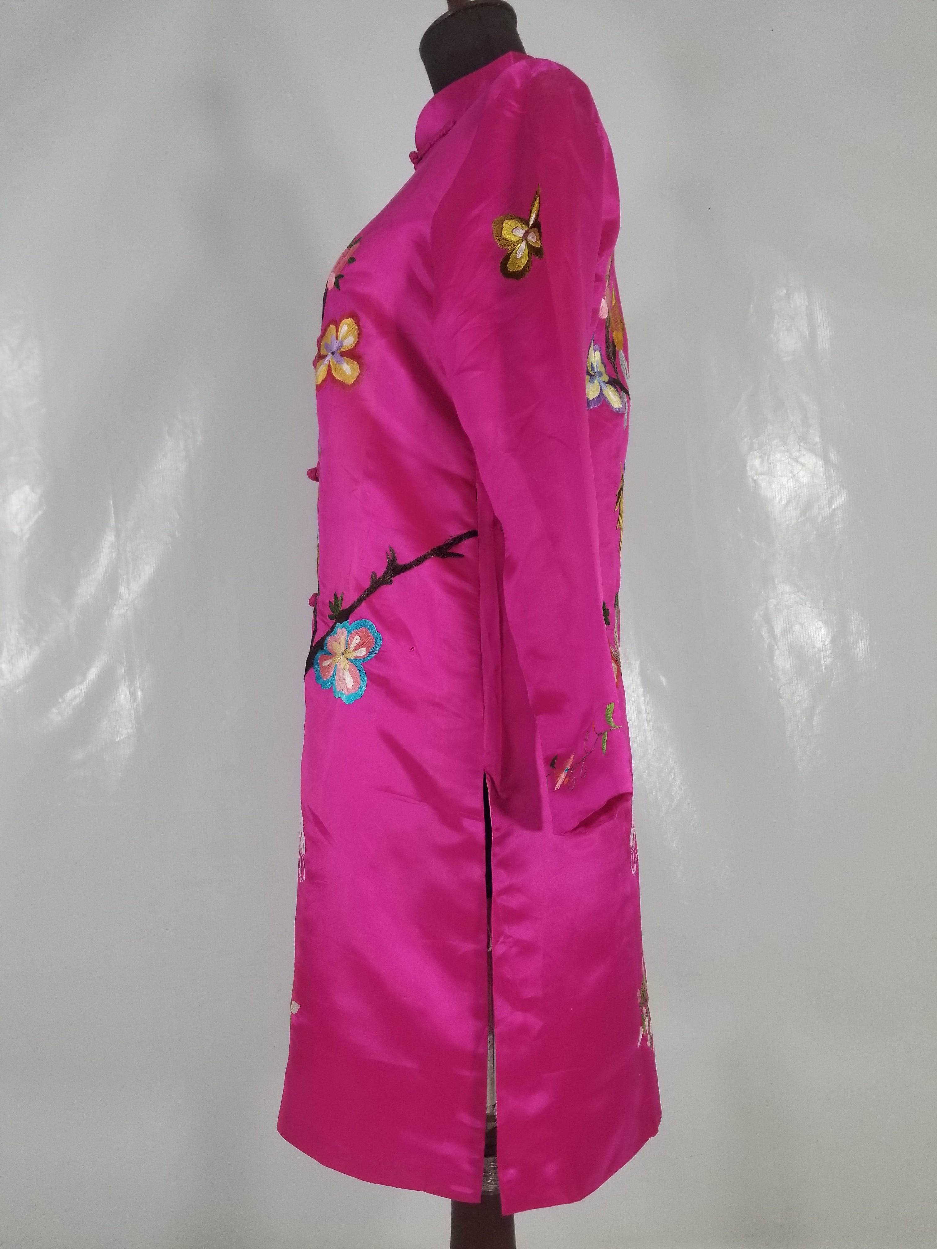 Antique Traditional Chinese Hand Embroidered Floral & Phoenix Motif Silk Coat