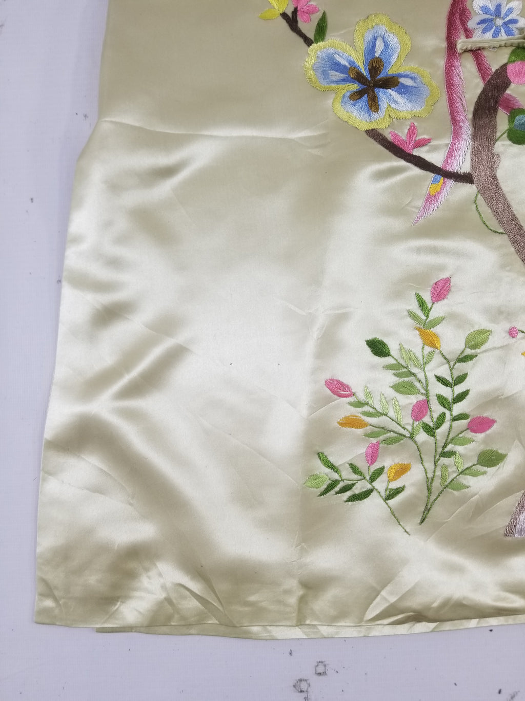 Antique Traditional Chinese Hand Embroidered Floral & Phoenix Motif Silk Coat