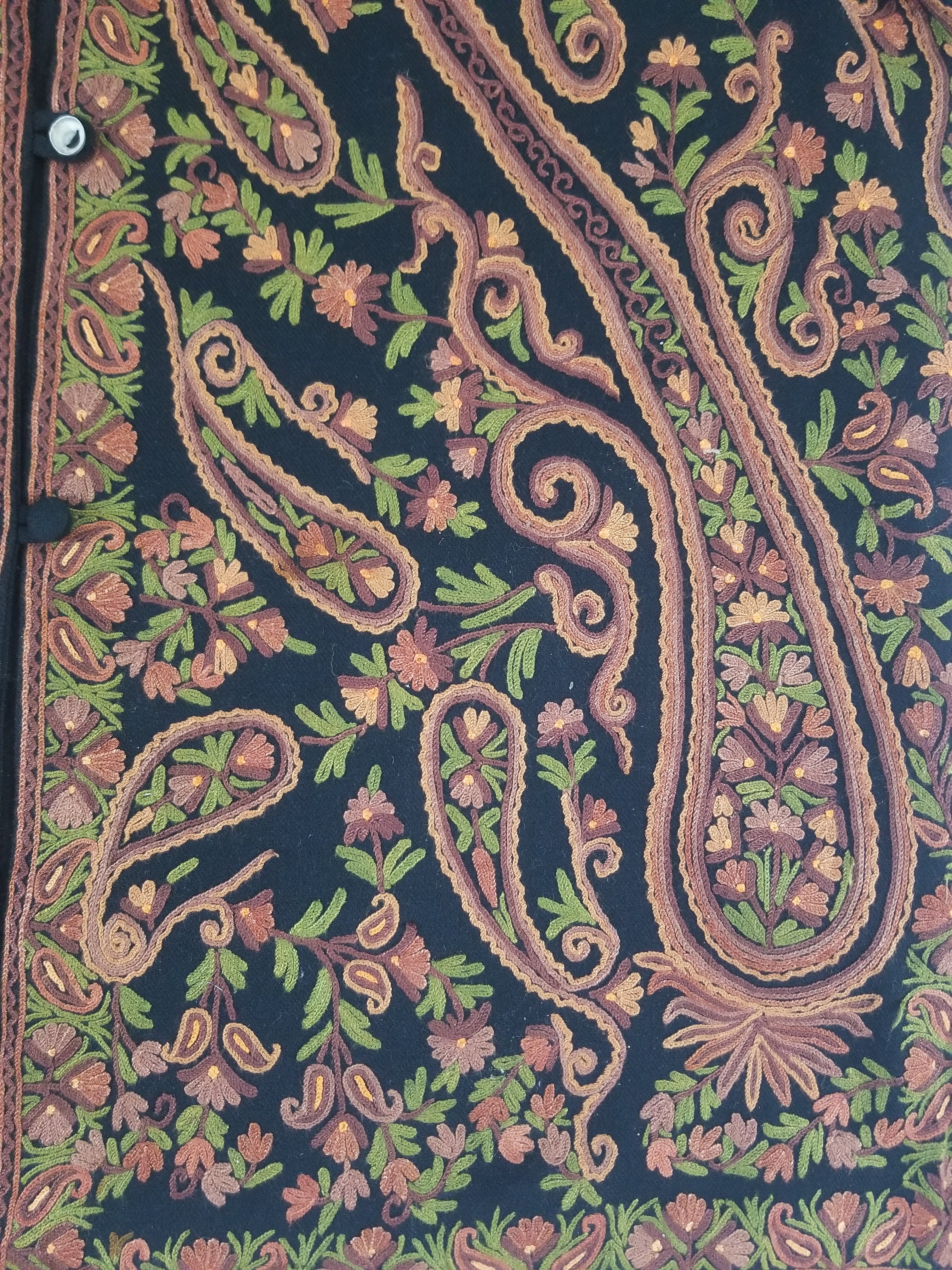 Vintage Traditional Kashmiri Crewel Embroidered Paisley Wool Jacket