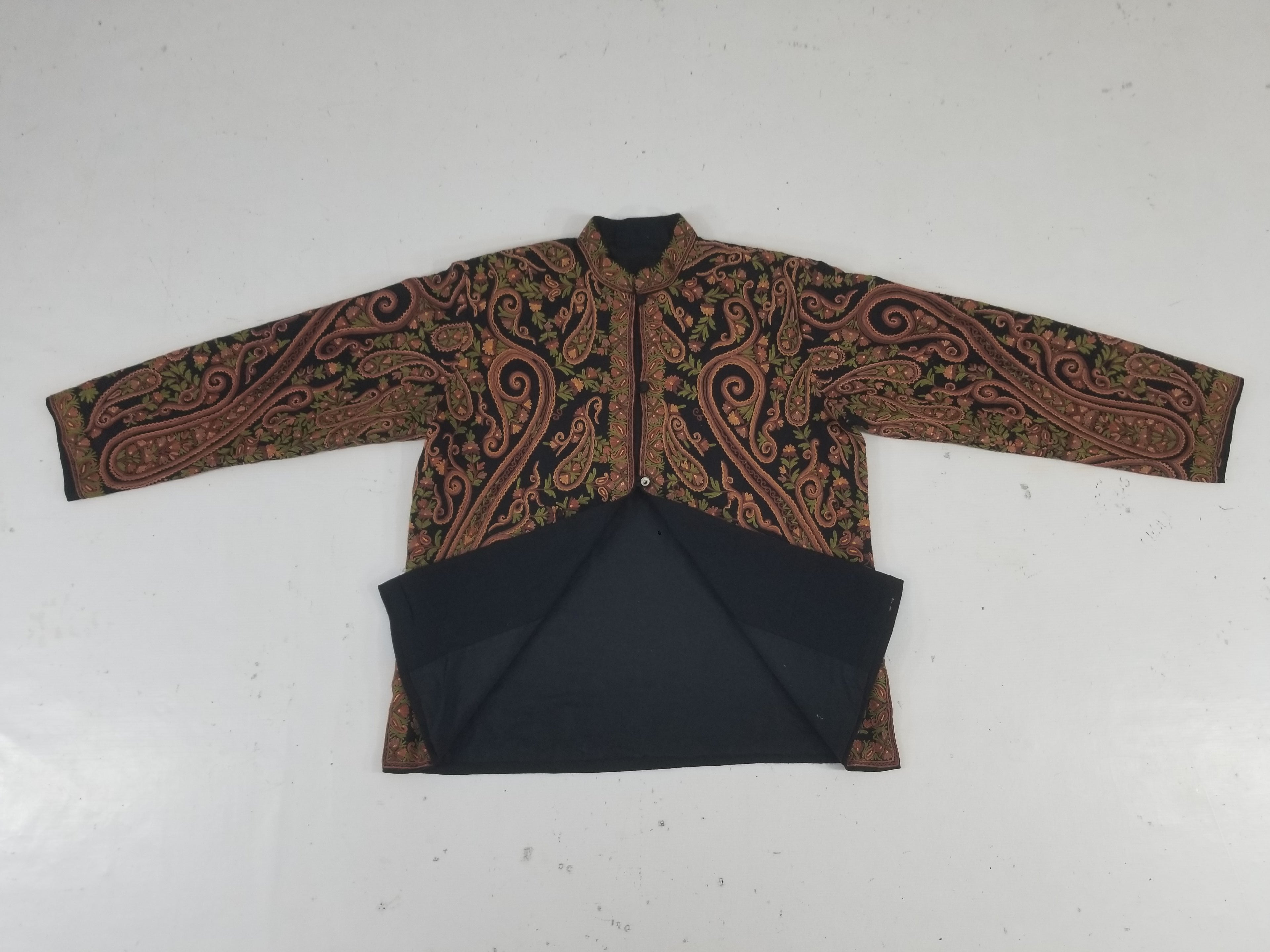 Vintage Traditional Kashmiri Crewel Embroidered Paisley Wool Jacket