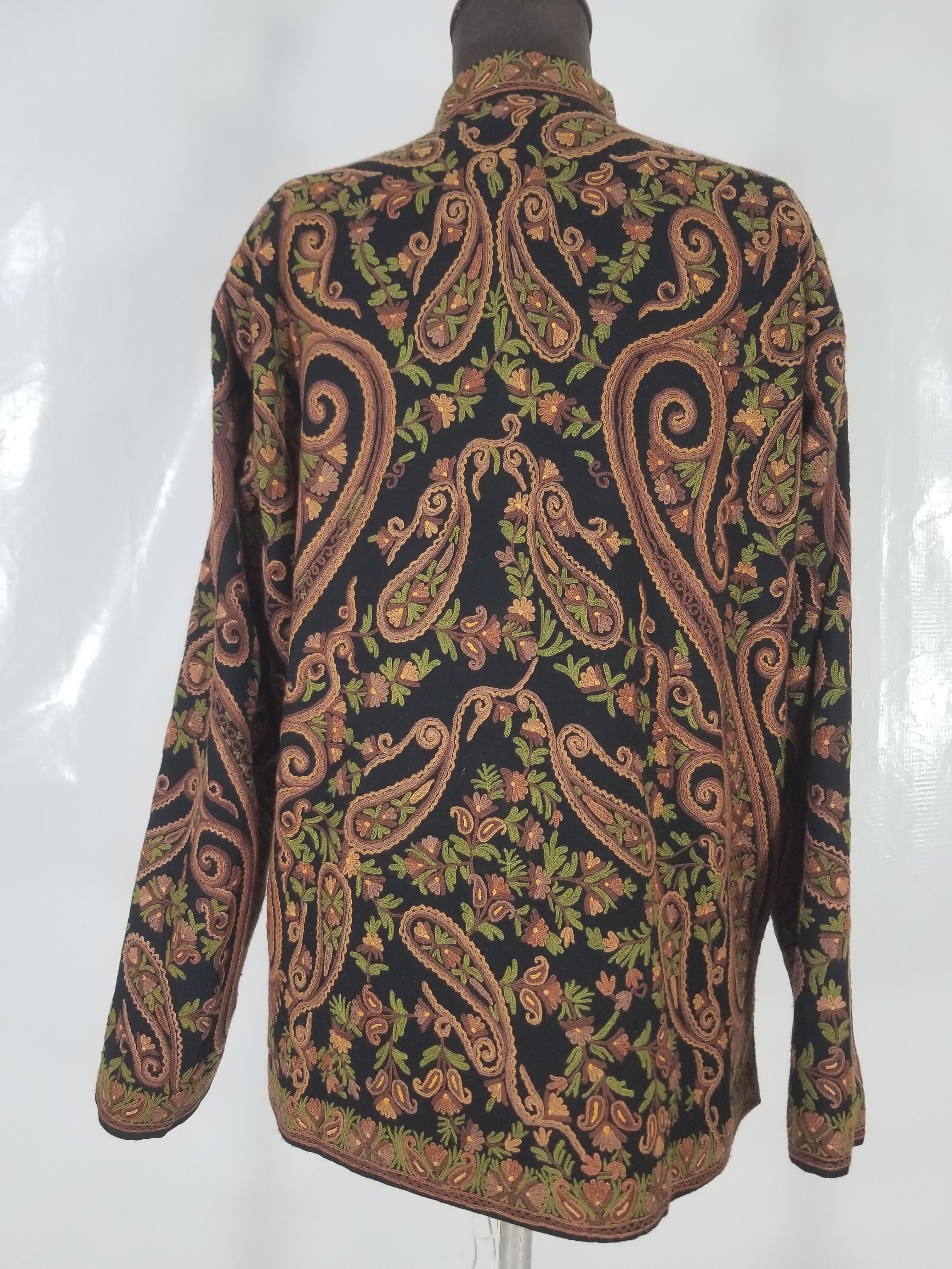 Vintage Traditional Kashmiri Crewel Embroidered Paisley Wool Jacket