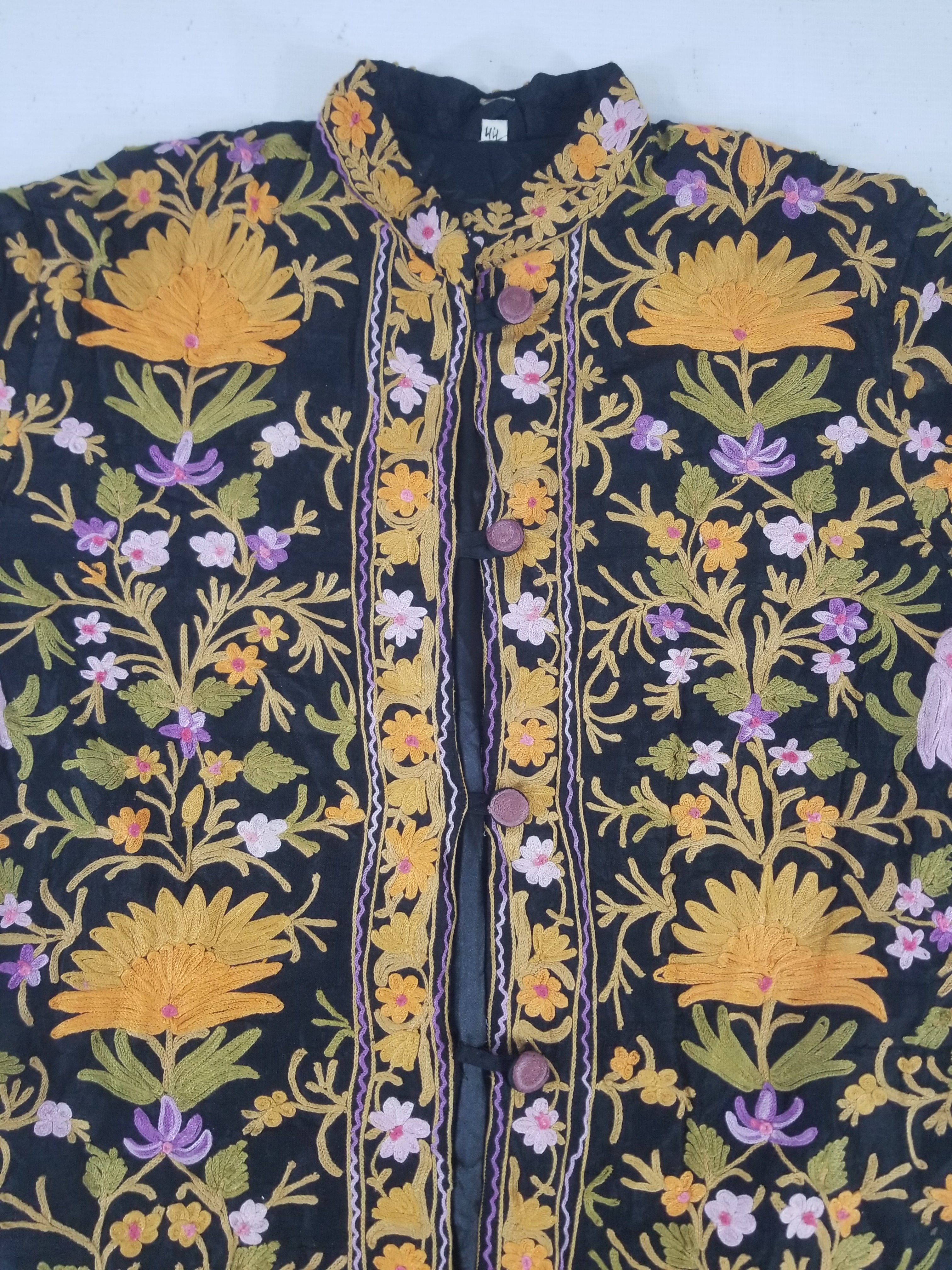 Vintage Traditional Kashmiri Crewel Embroidered Floral Wool Coat