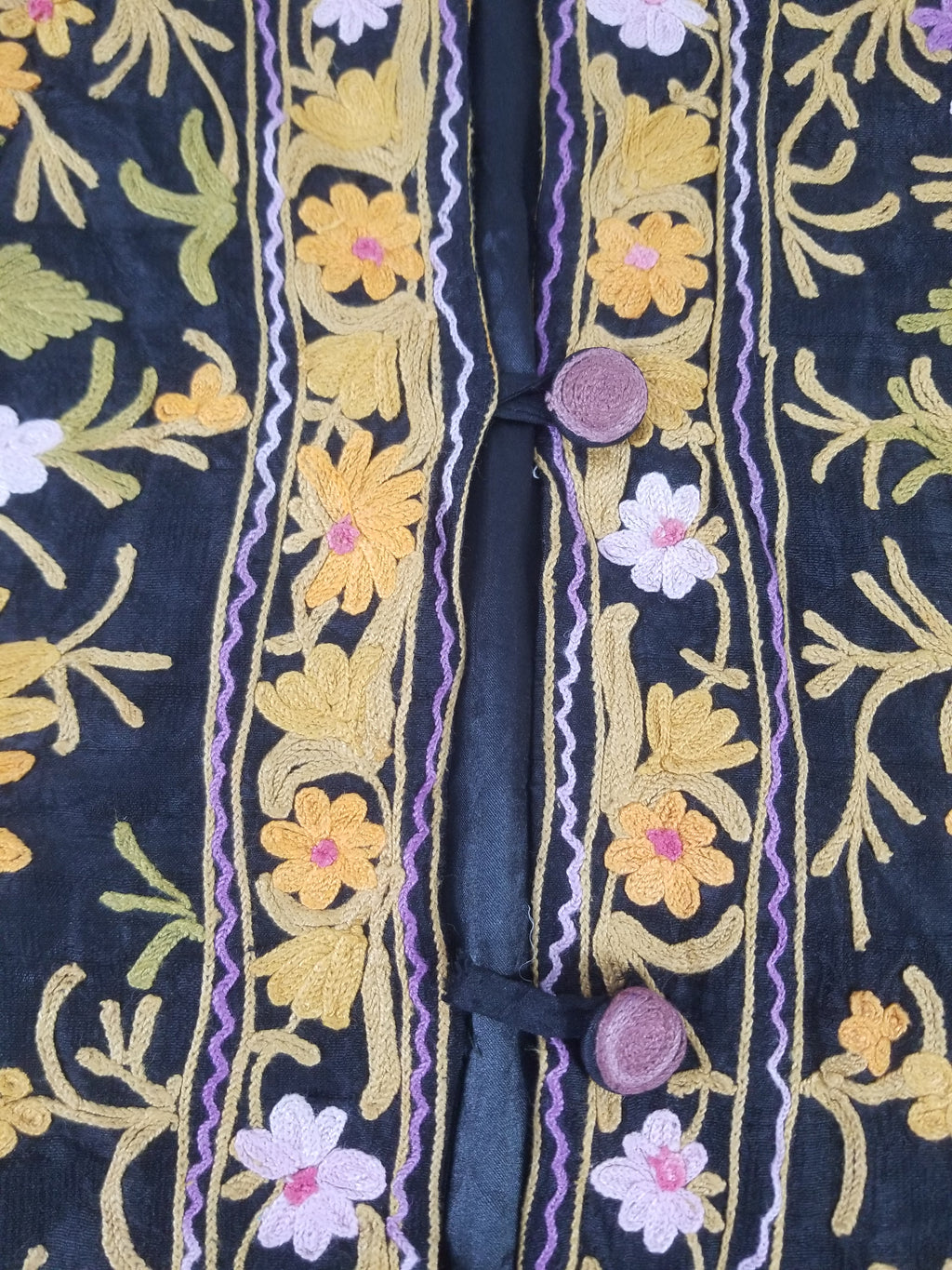 Vintage Traditional Kashmiri Crewel Embroidered Floral Wool Coat