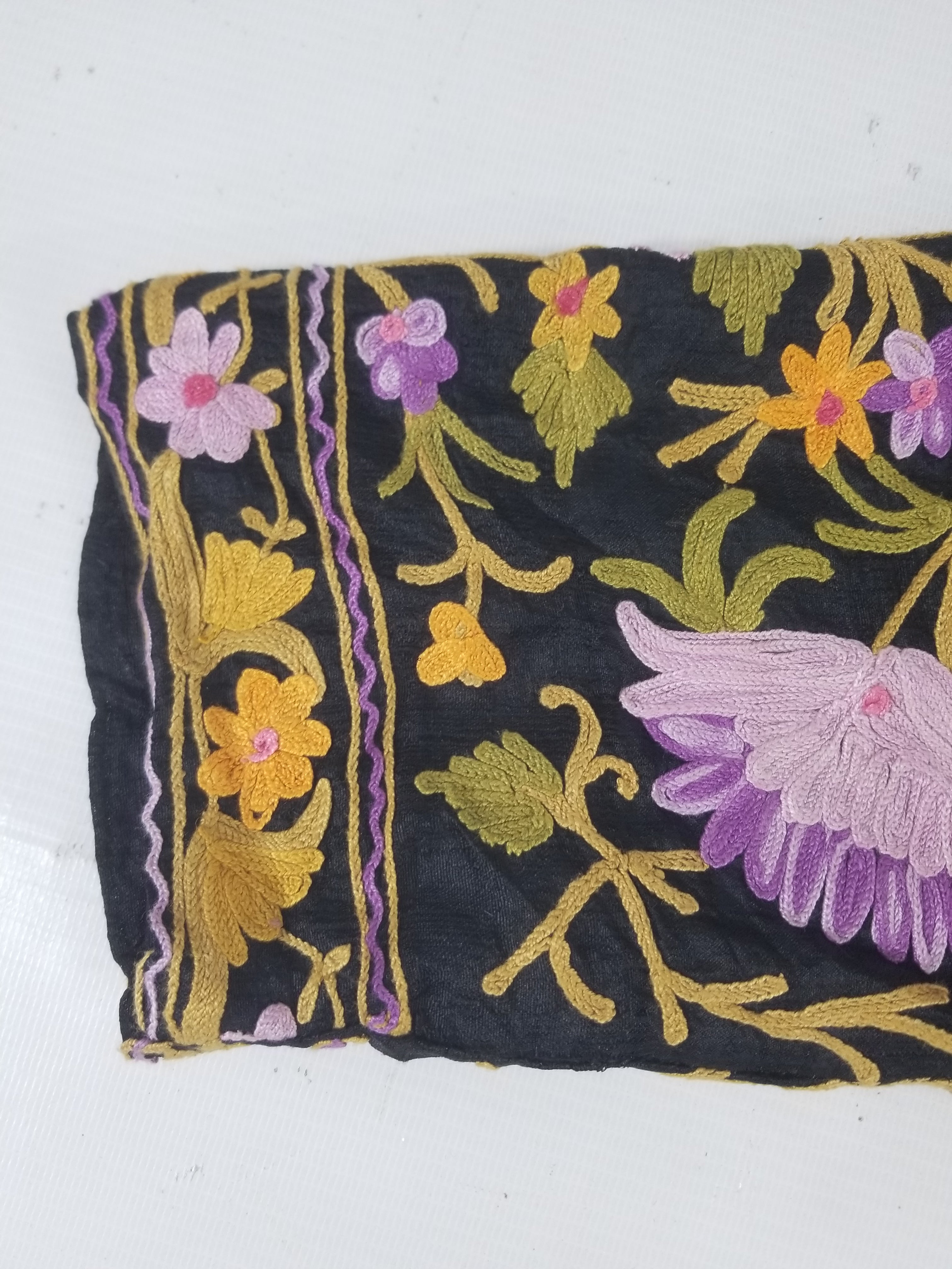 Vintage Traditional Kashmiri Crewel Embroidered Floral Wool Coat
