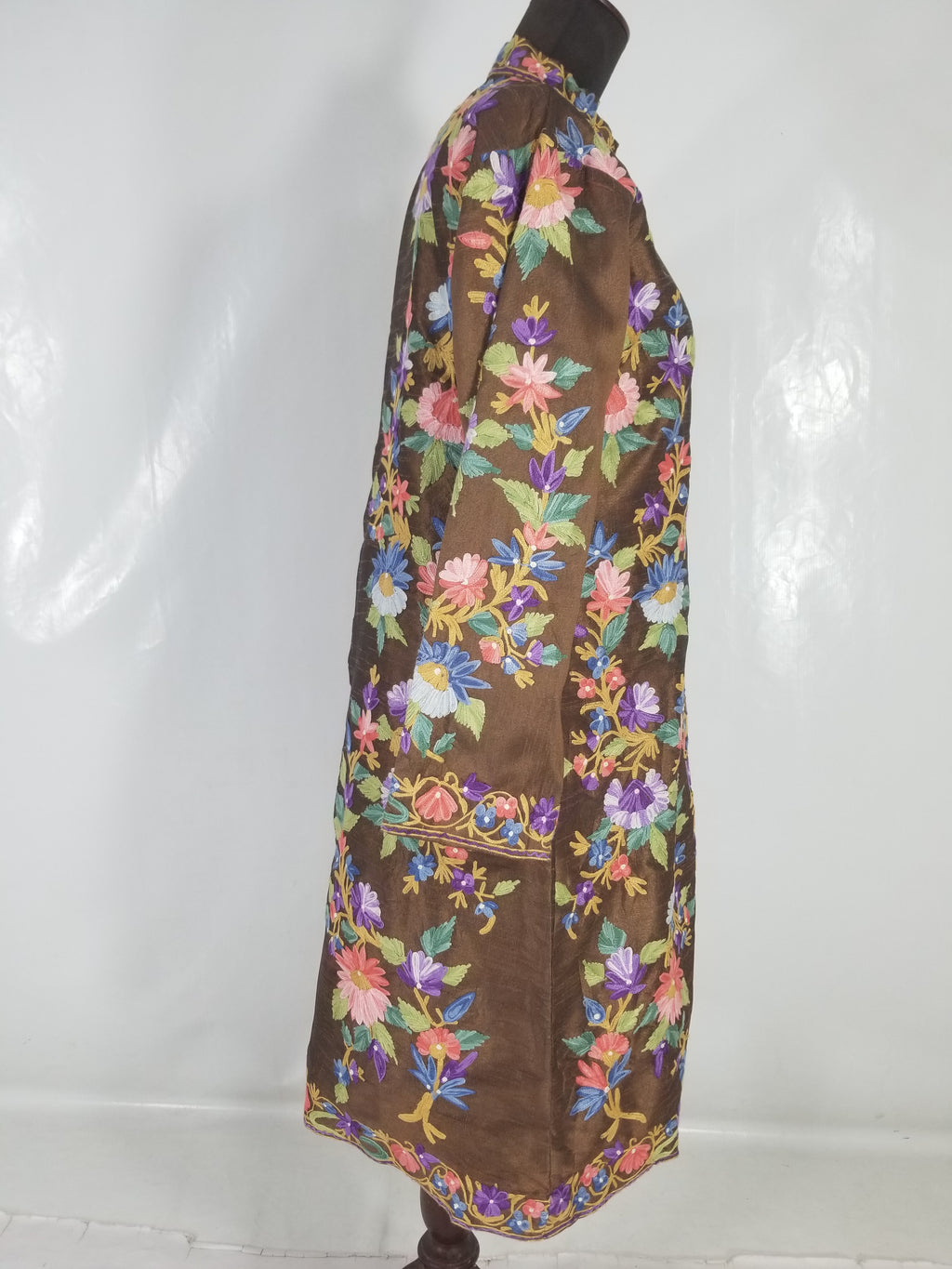 Vintage Traditional Kashmiri Crewel Embroidered Floral Silk Coat