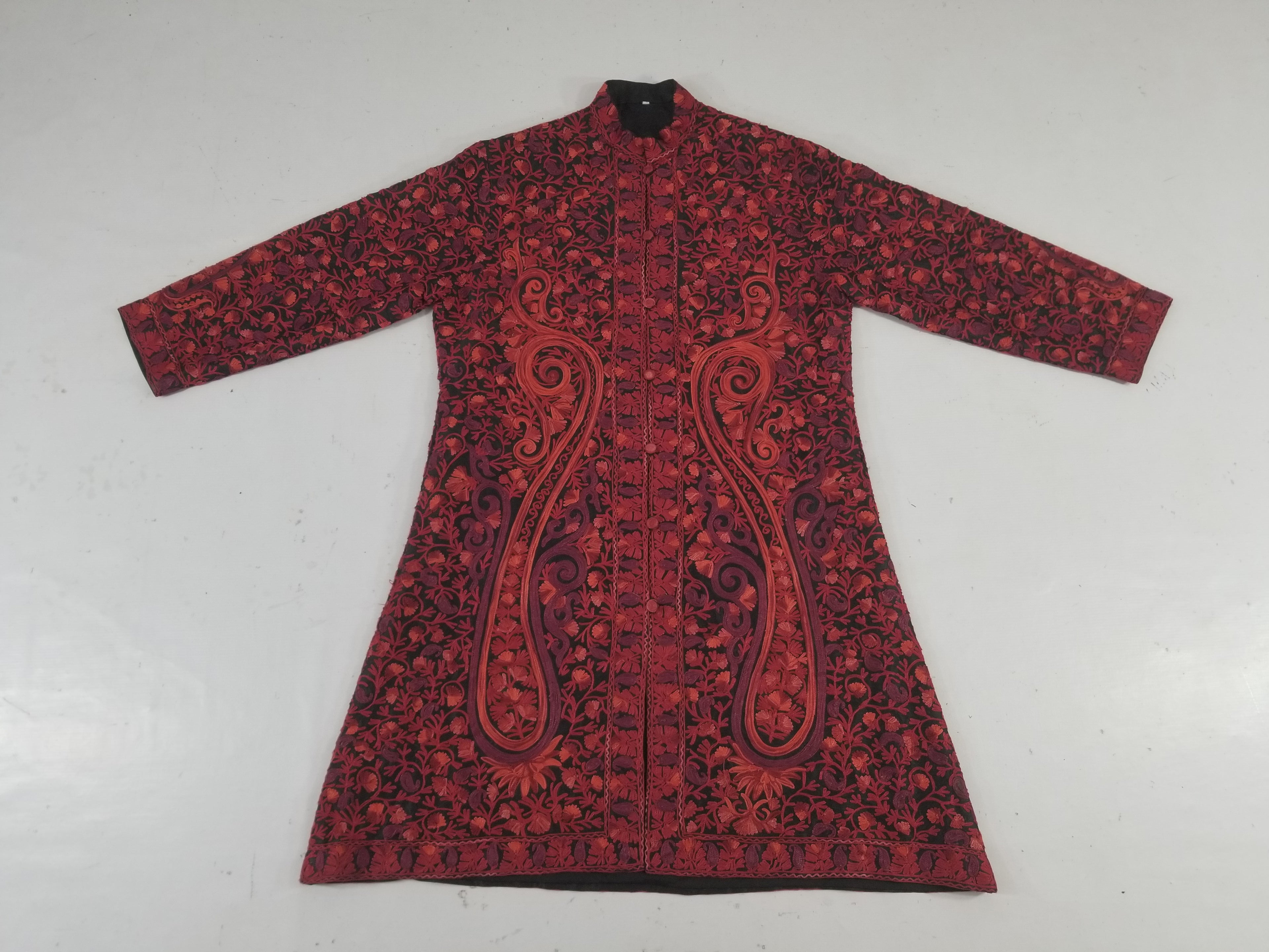 Vintage Traditional Kashmiri Crewel Embroidered Paisley Wool Coat