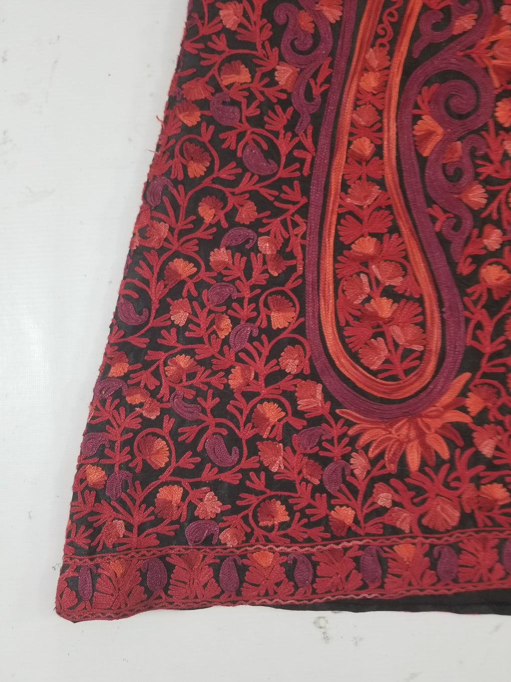 Vintage Traditional Kashmiri Crewel Embroidered Paisley Wool Coat